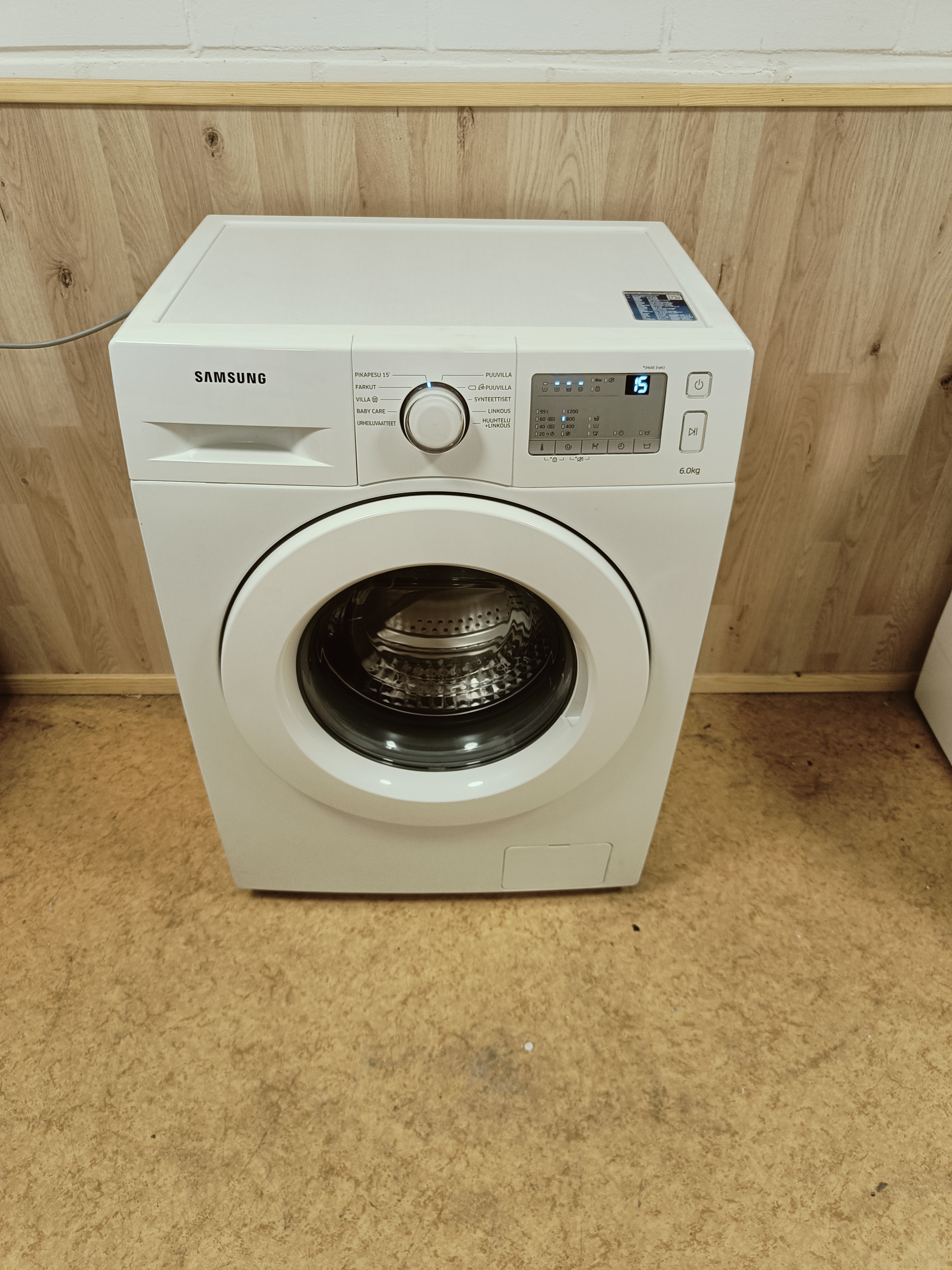 Kapea Samsung 6kg pesukone