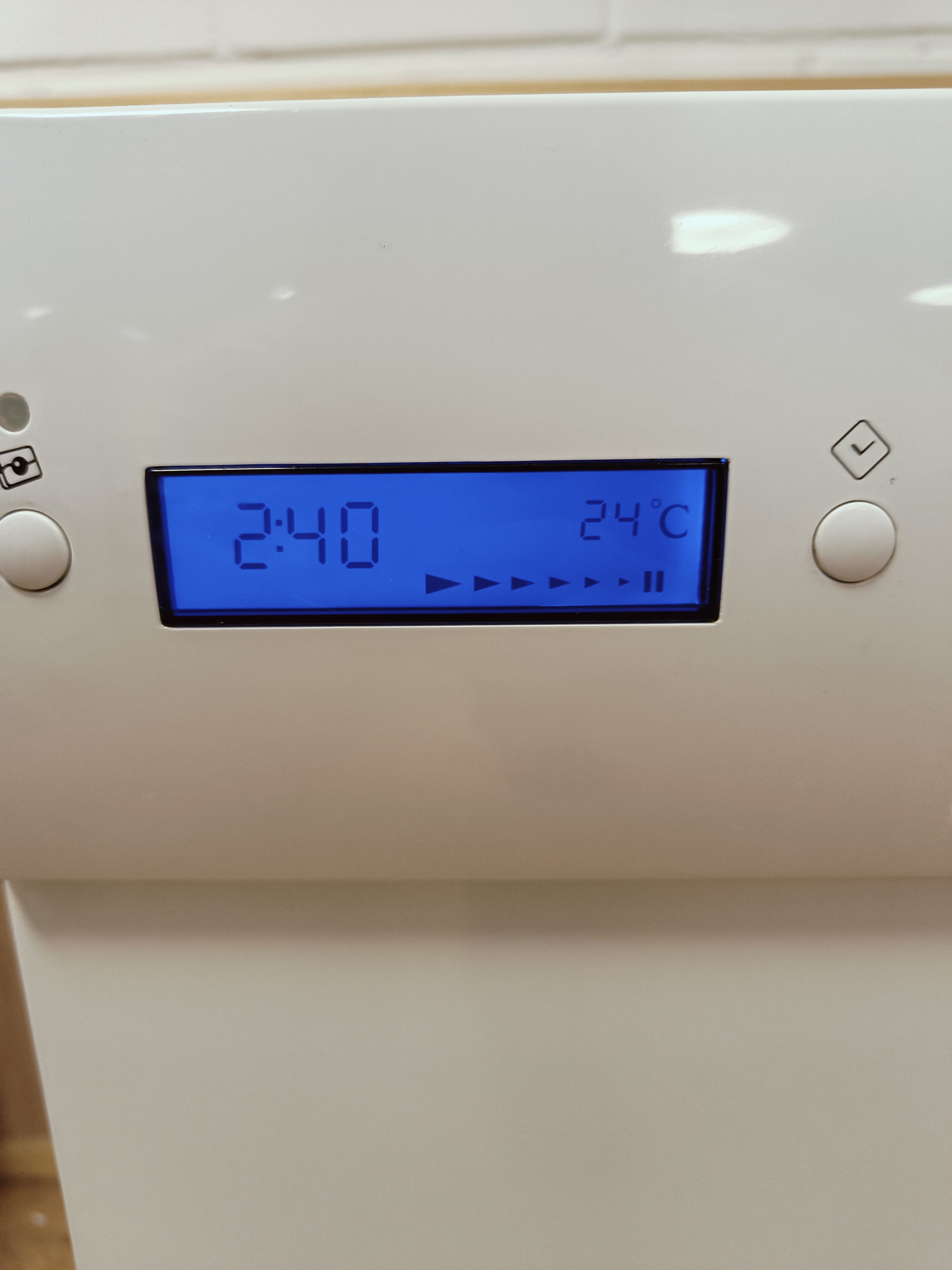 Whirlpool 45cm tiskikone 