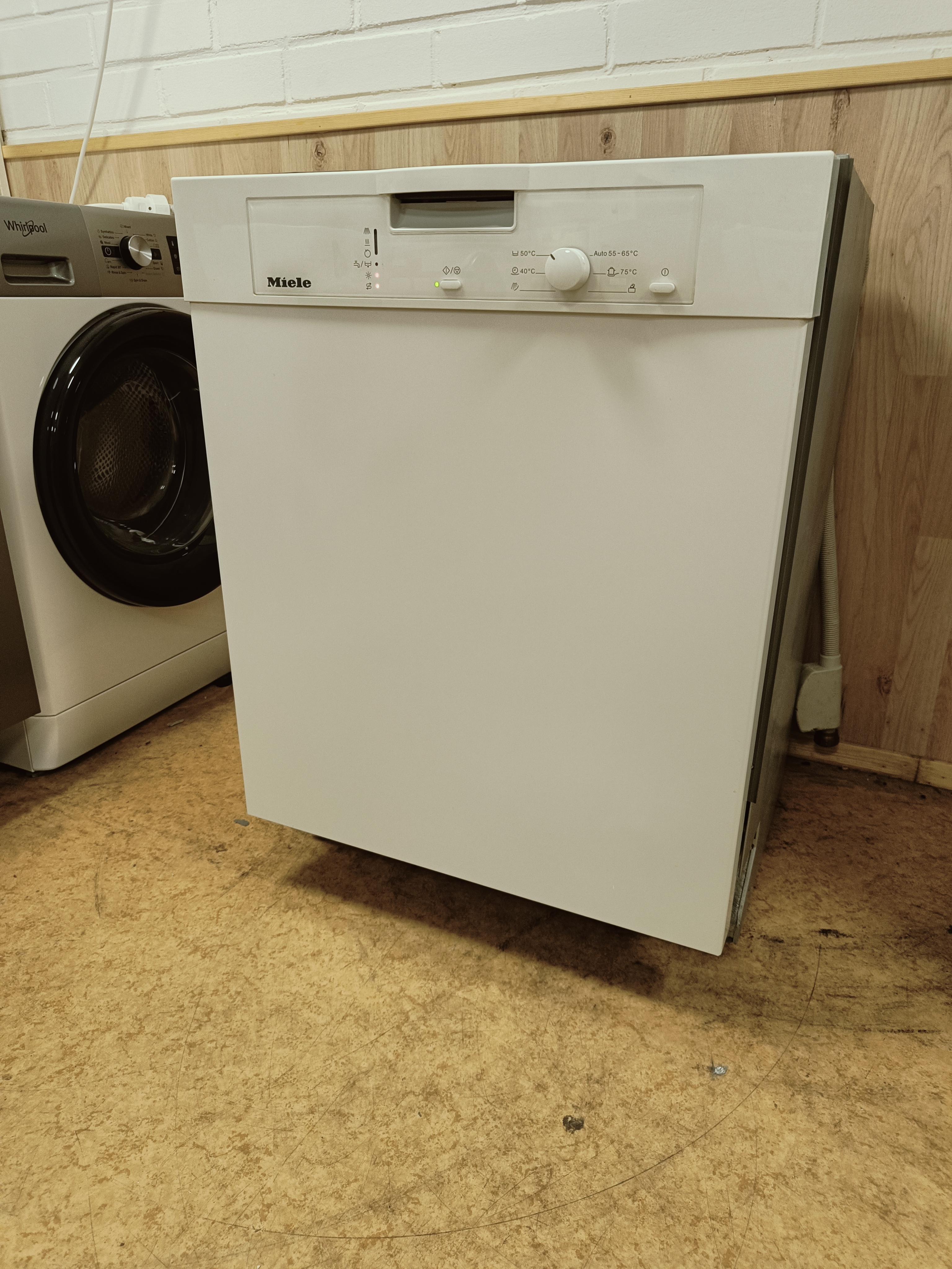 Miele 3 tasoinen 60cm tiskikone