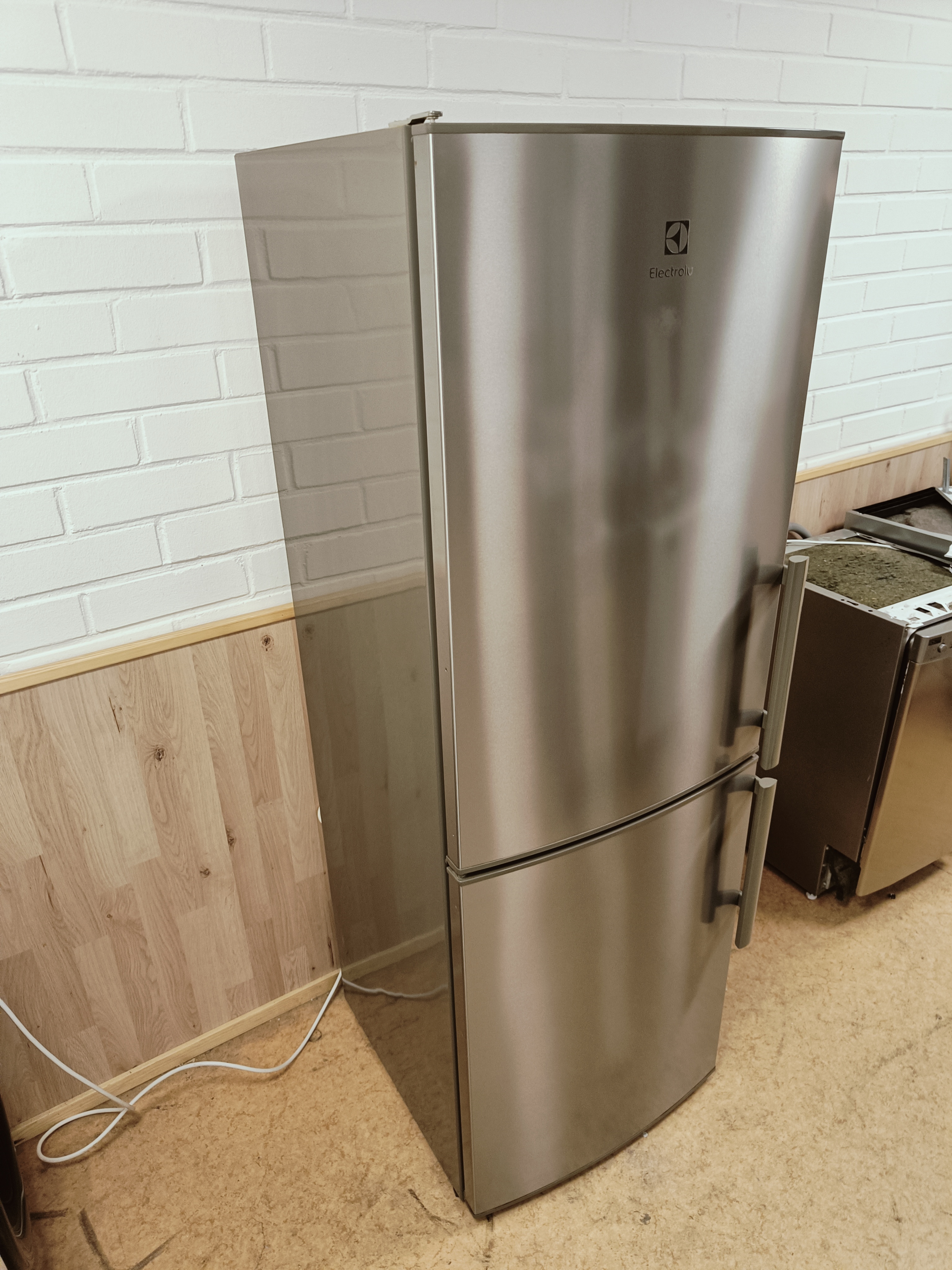 Electrolux jääkaappipakastin 