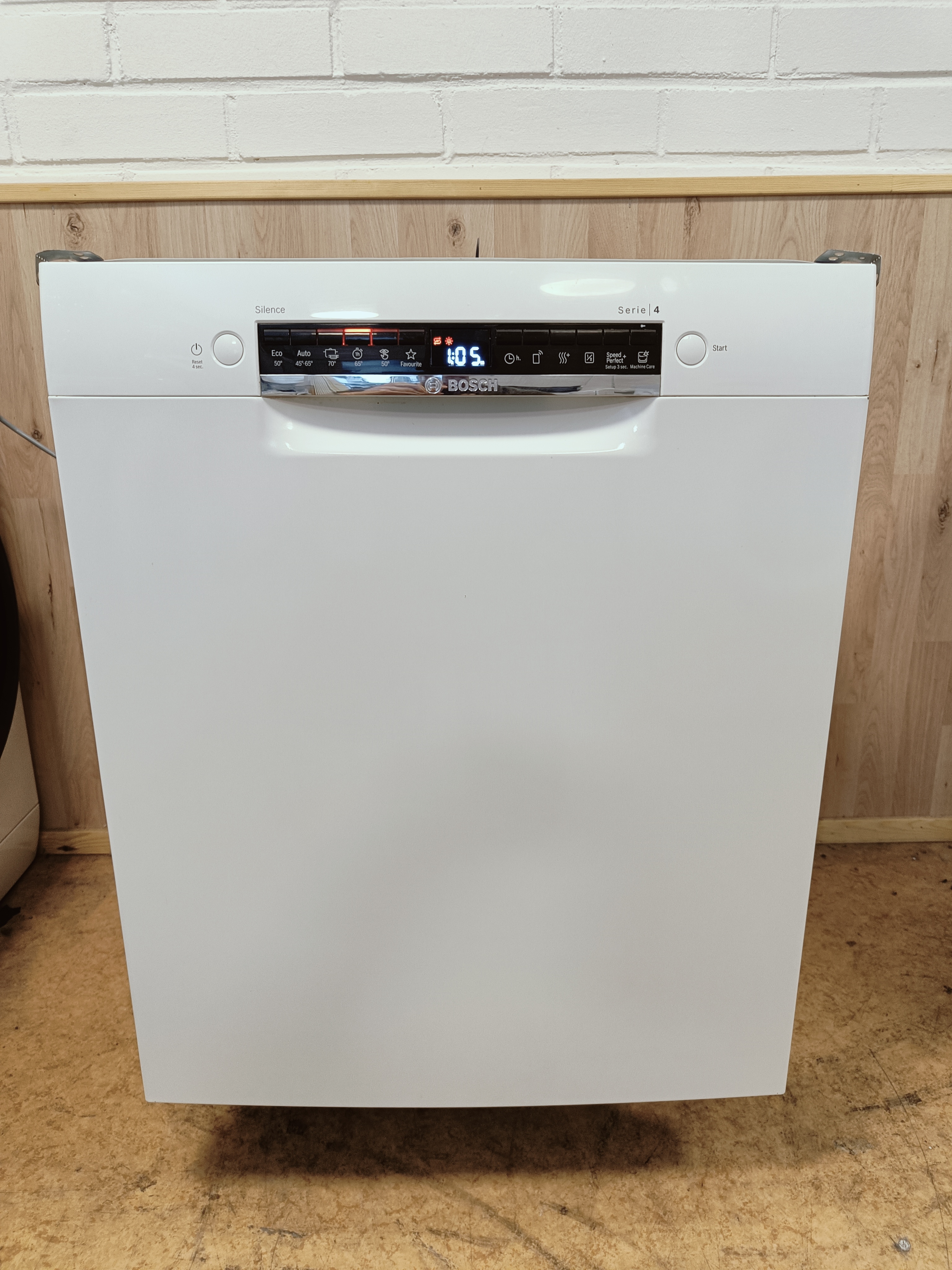 Bosch 4serie 60cm/3tasoinen tiskikone 