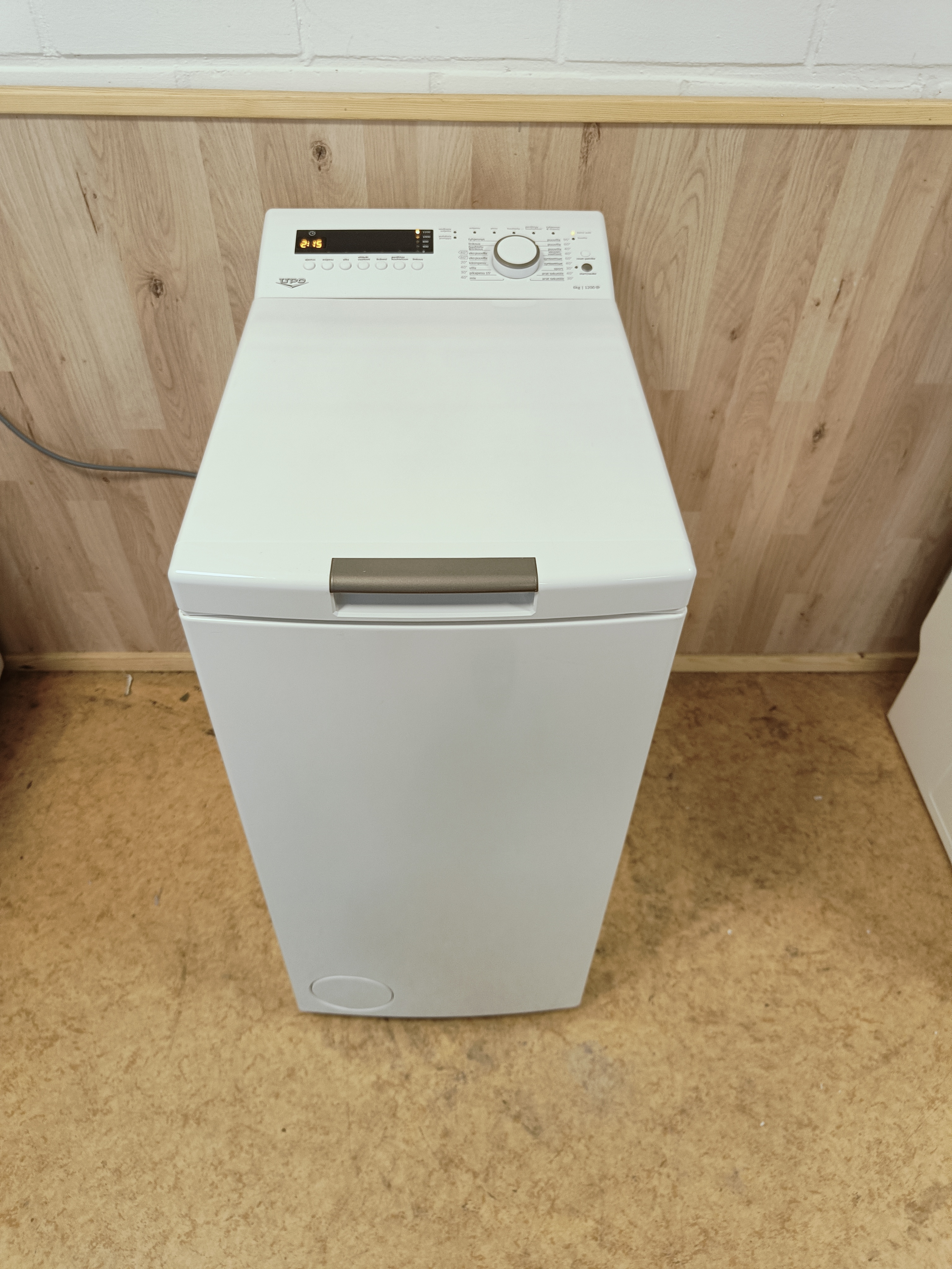 UPO 6kg pesukone 