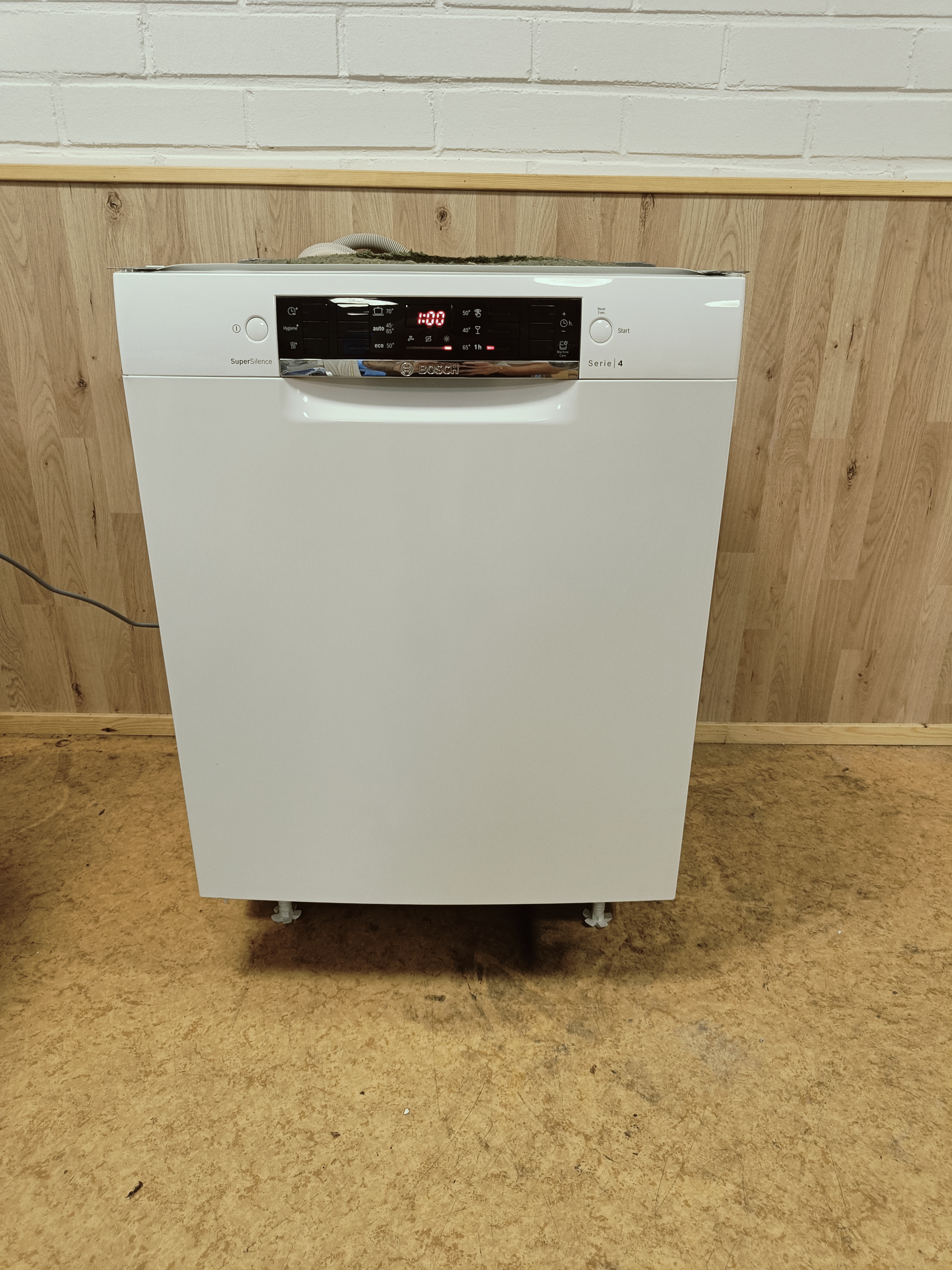 Bosch 60cm/ 3 tasoinen tiskikone 