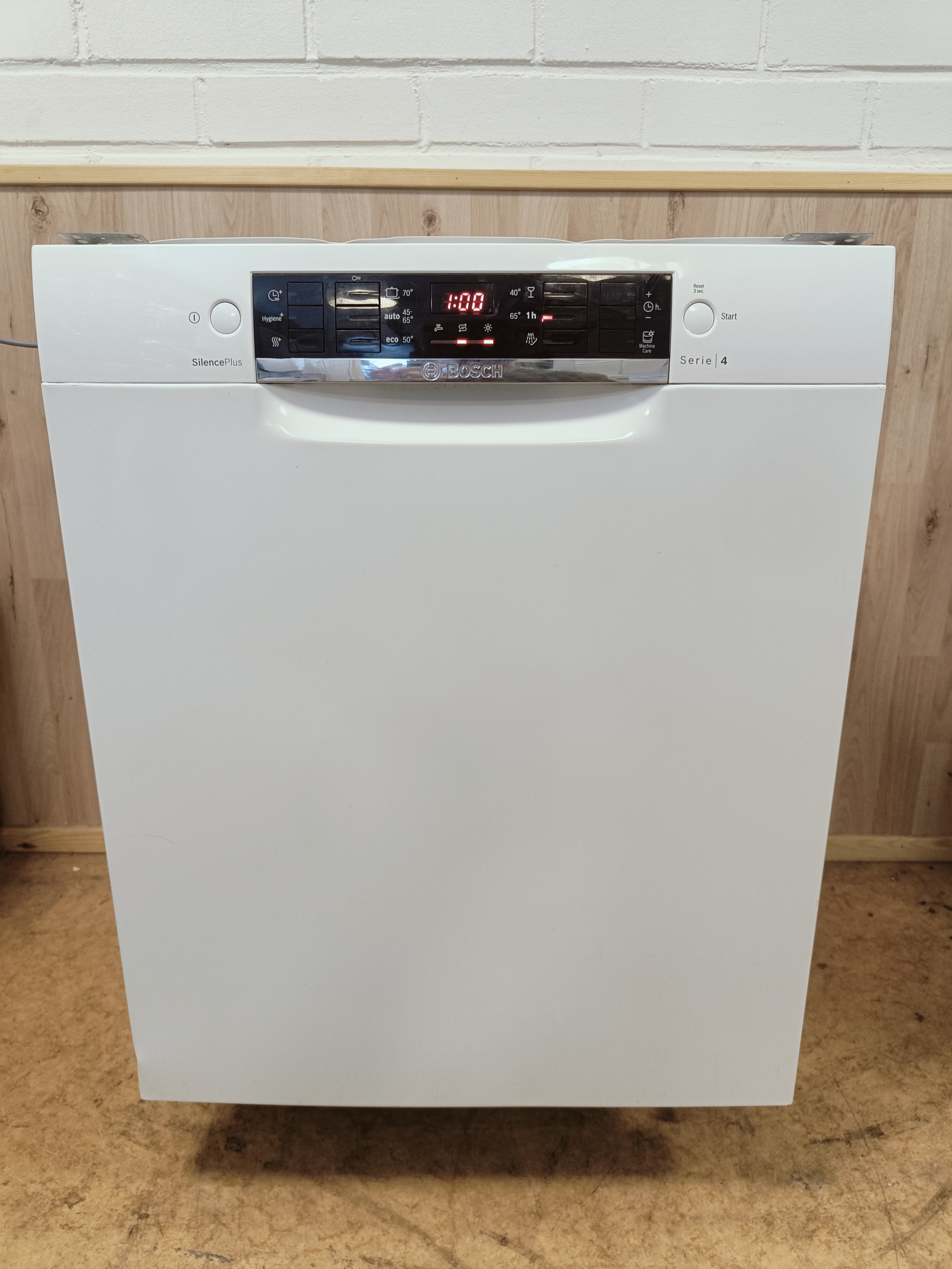 Bosch Serie4 60cm/3tasoinen tiskikone 