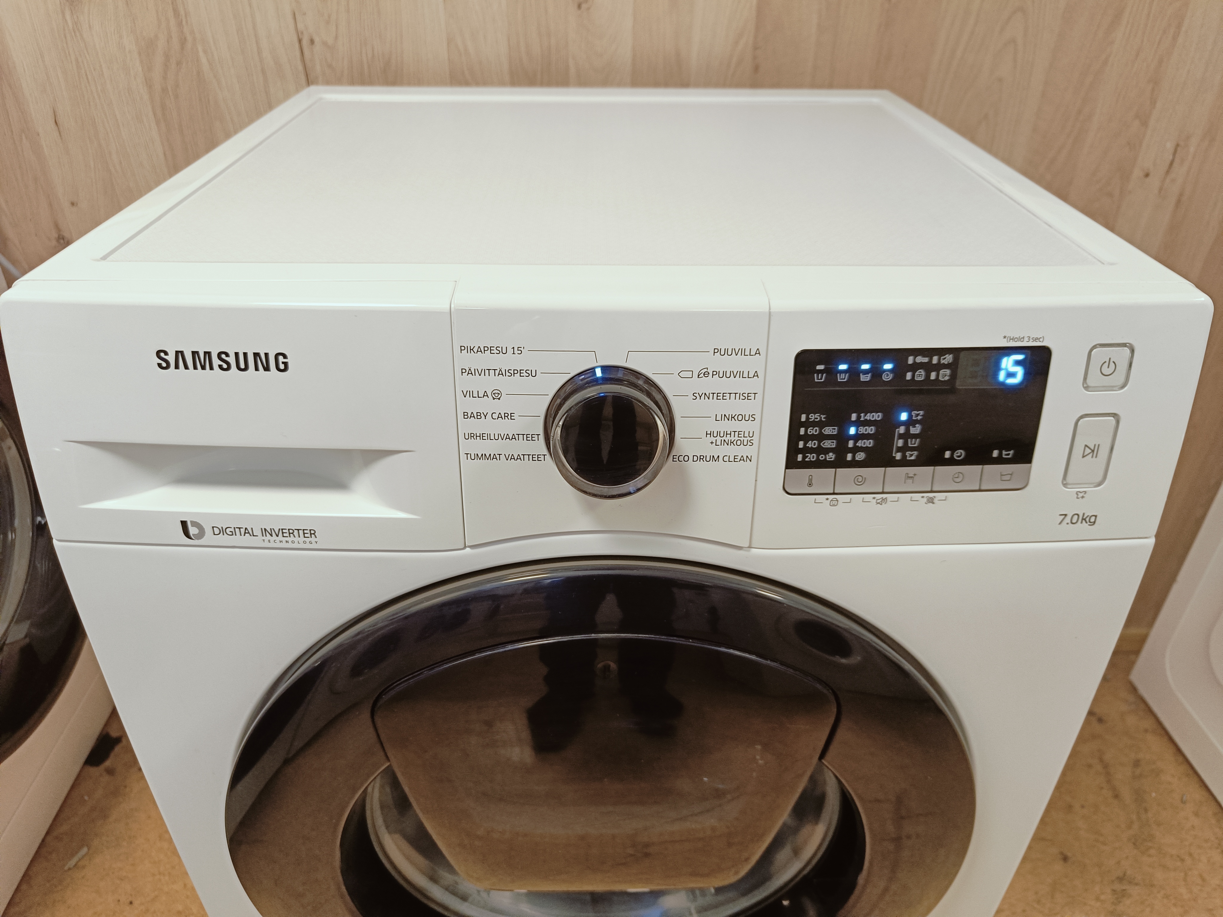 Samsung AddWash 7kg pesukone 