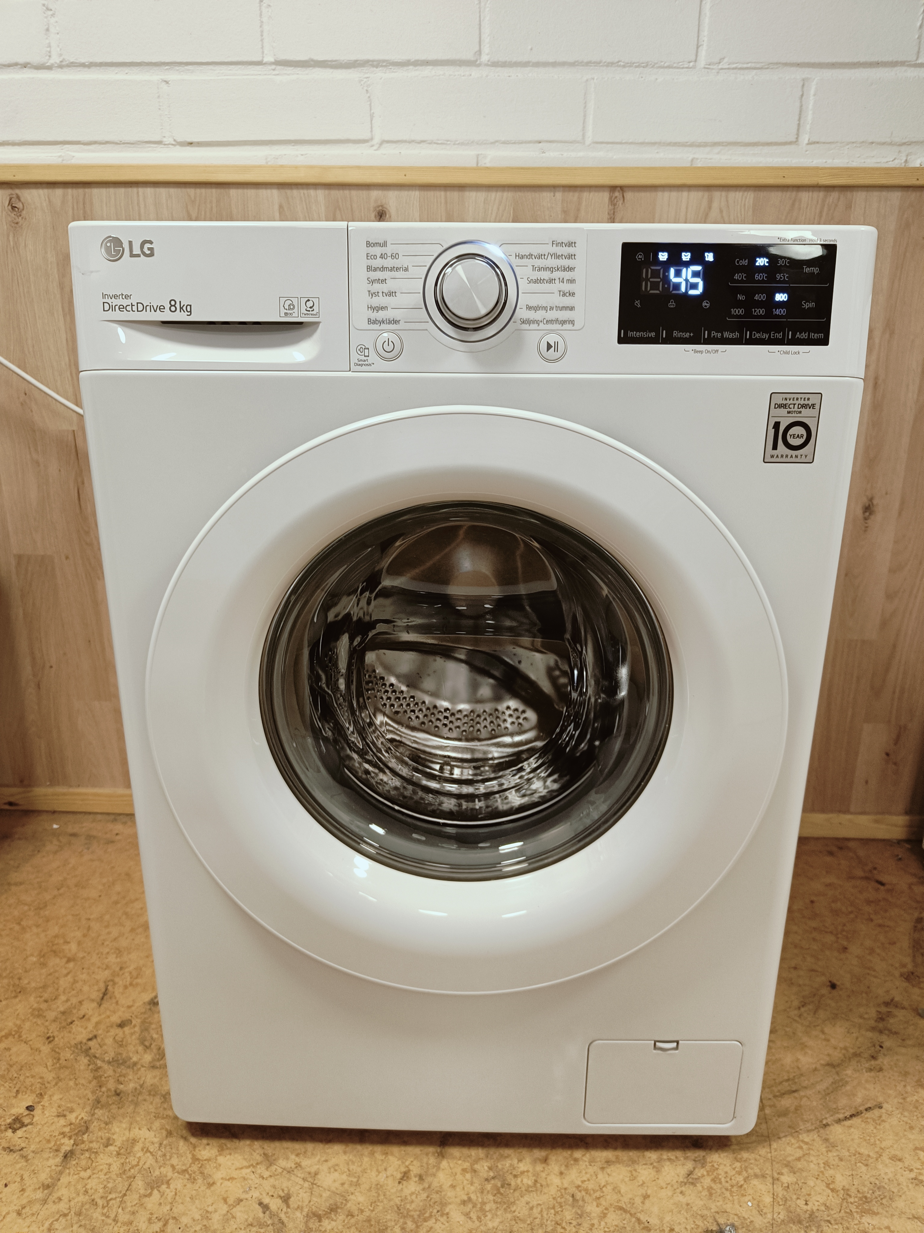 LG DirectDrive 8kg pesukone 