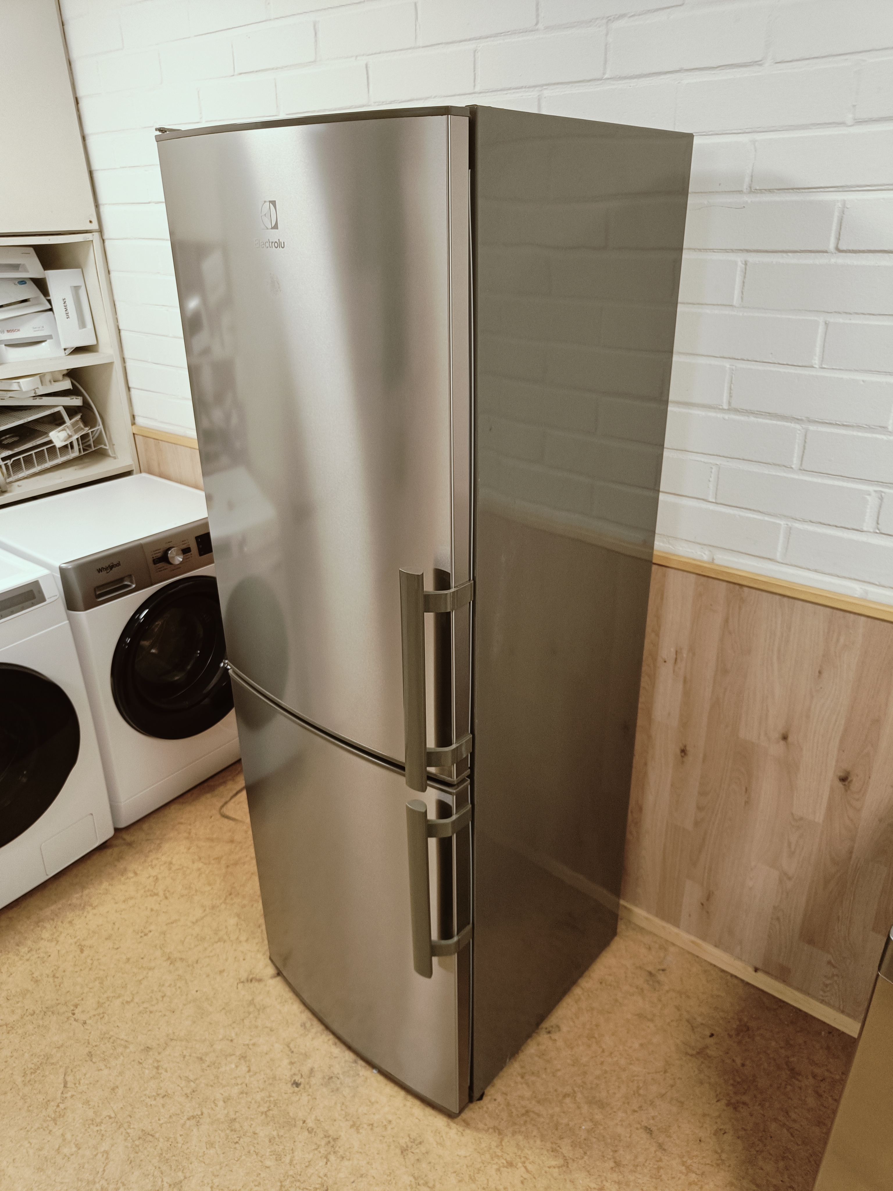 Electrolux jääkaappipakastin 