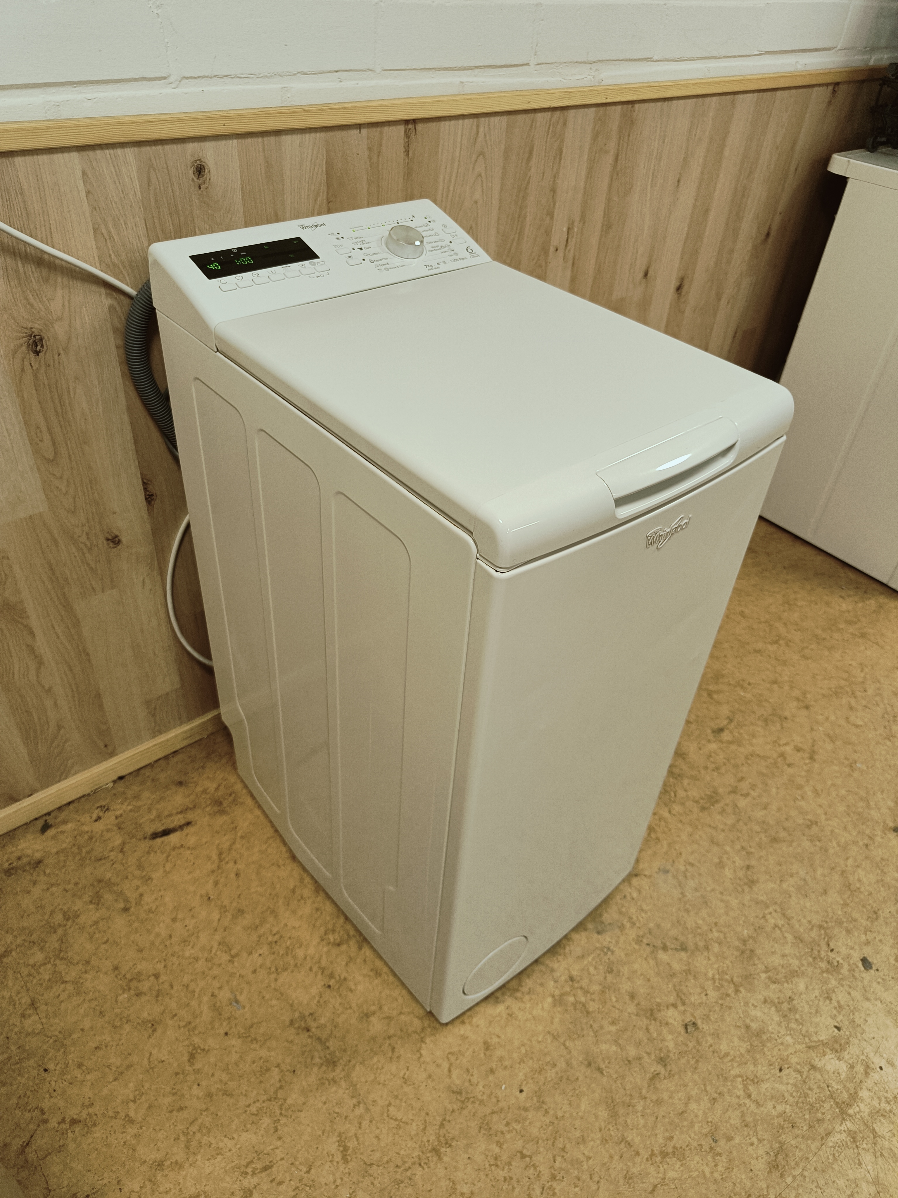 Whirlpool 7kg pesukone 