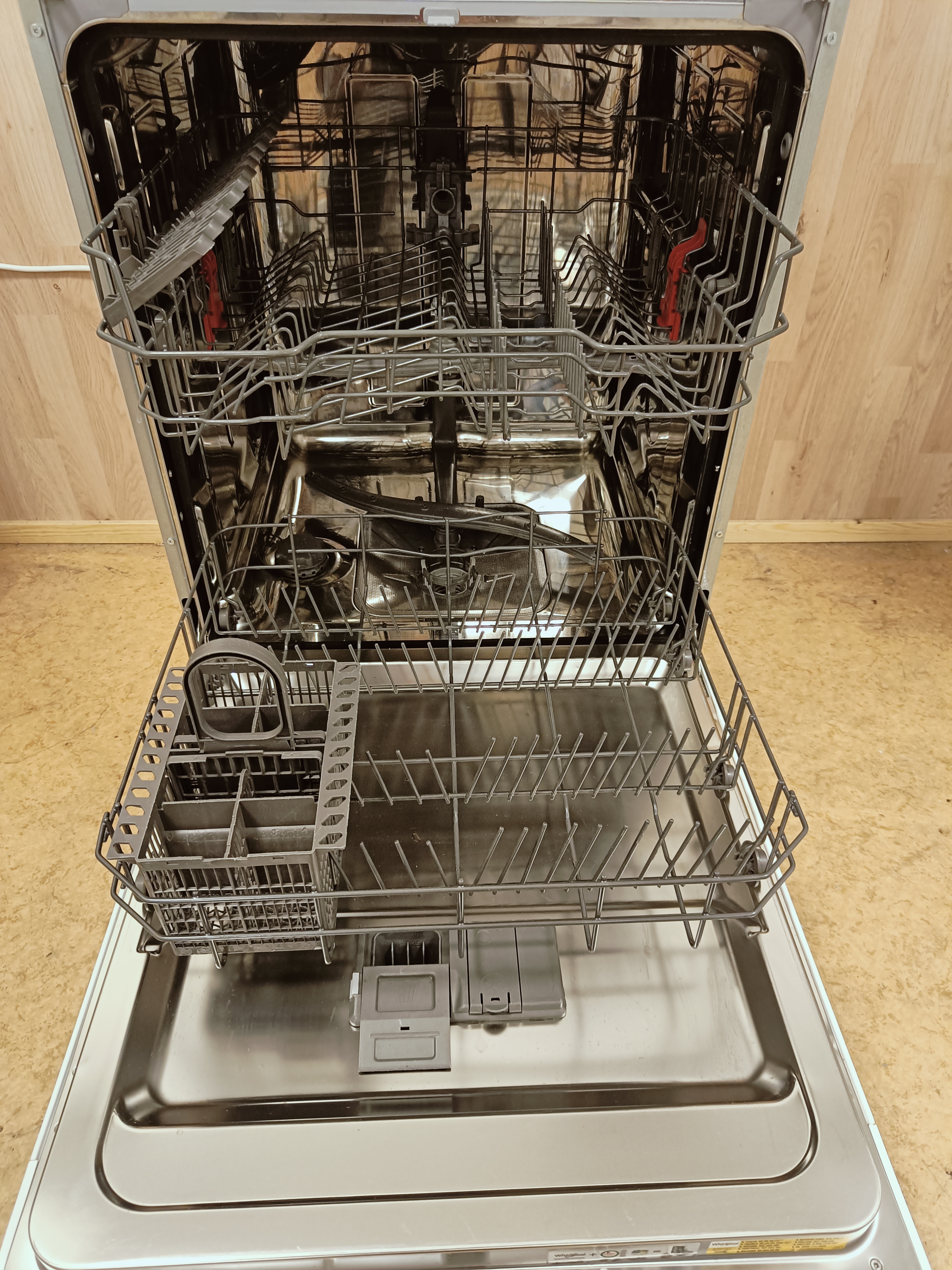 Whirlpool 60cm tiskikone 