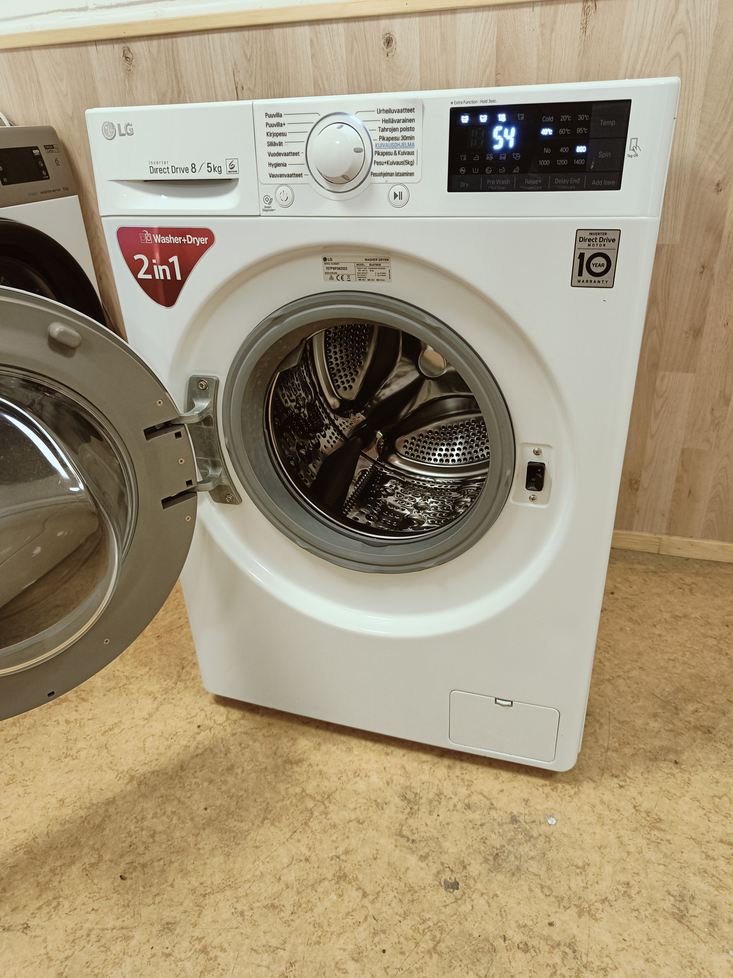 Kuivaava LG 8/5kg pesukone