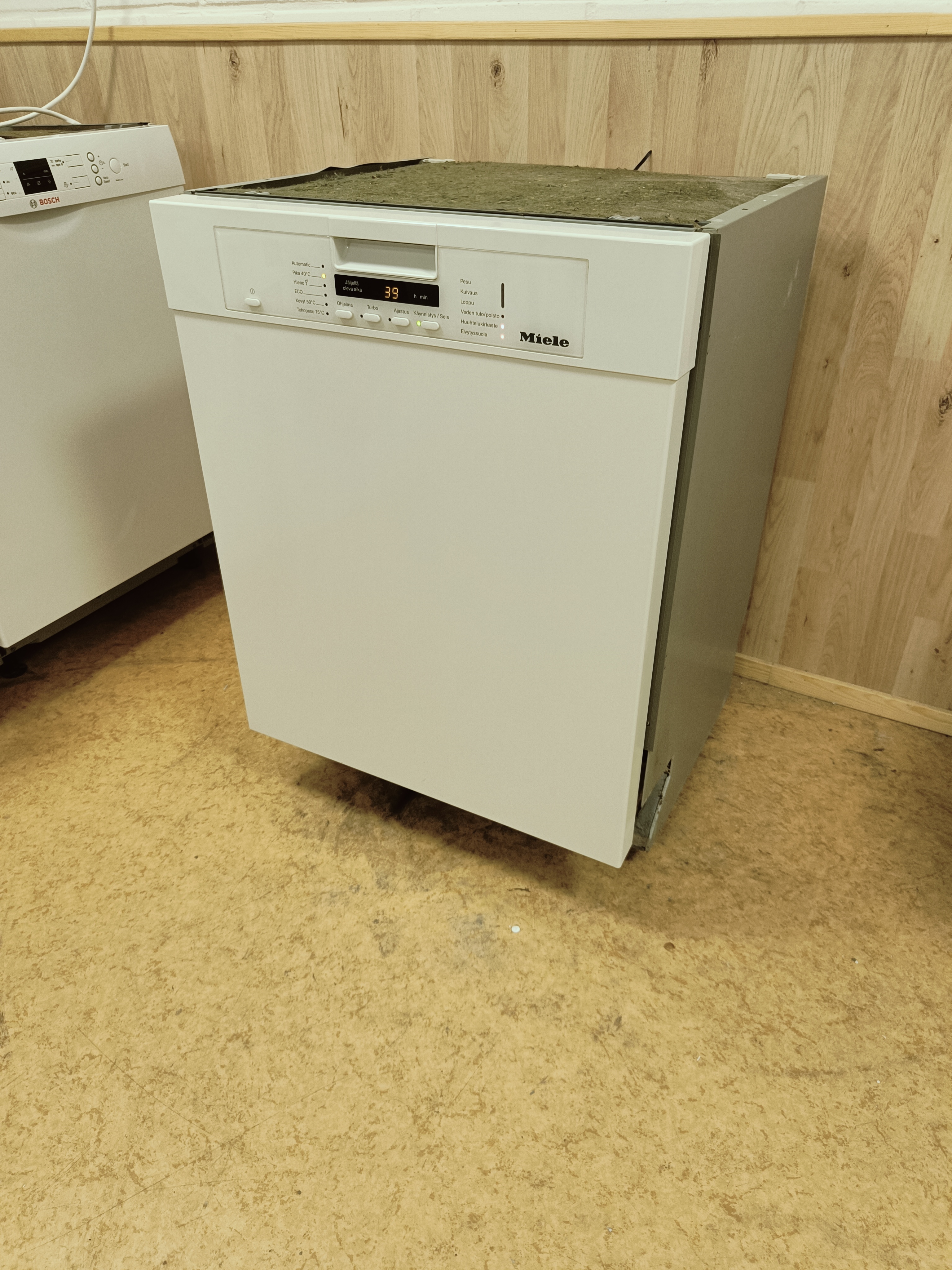Miele 60cm/ 3tasoinen tiskikone