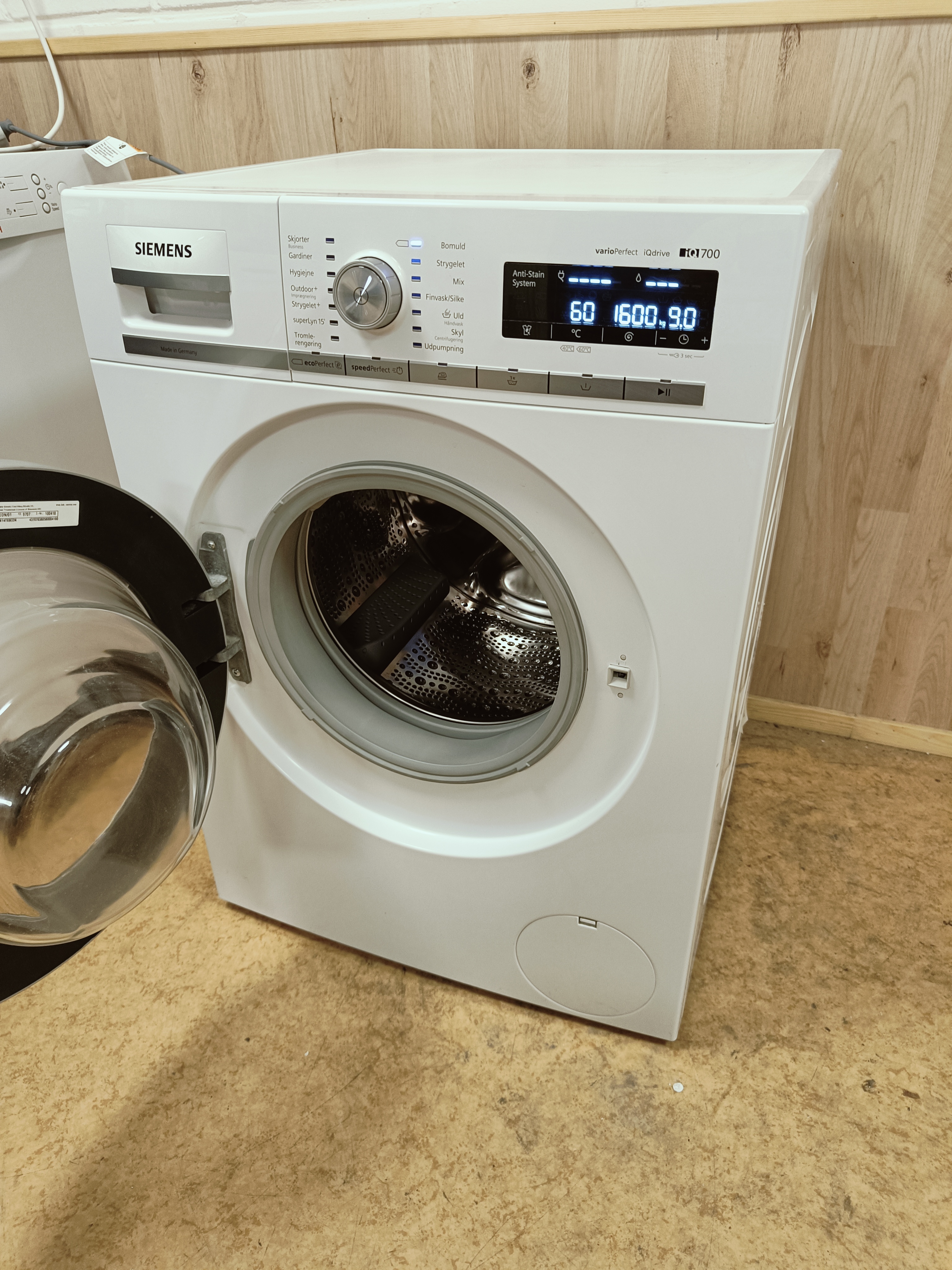 Siemens iQ700 9kg pesukone 