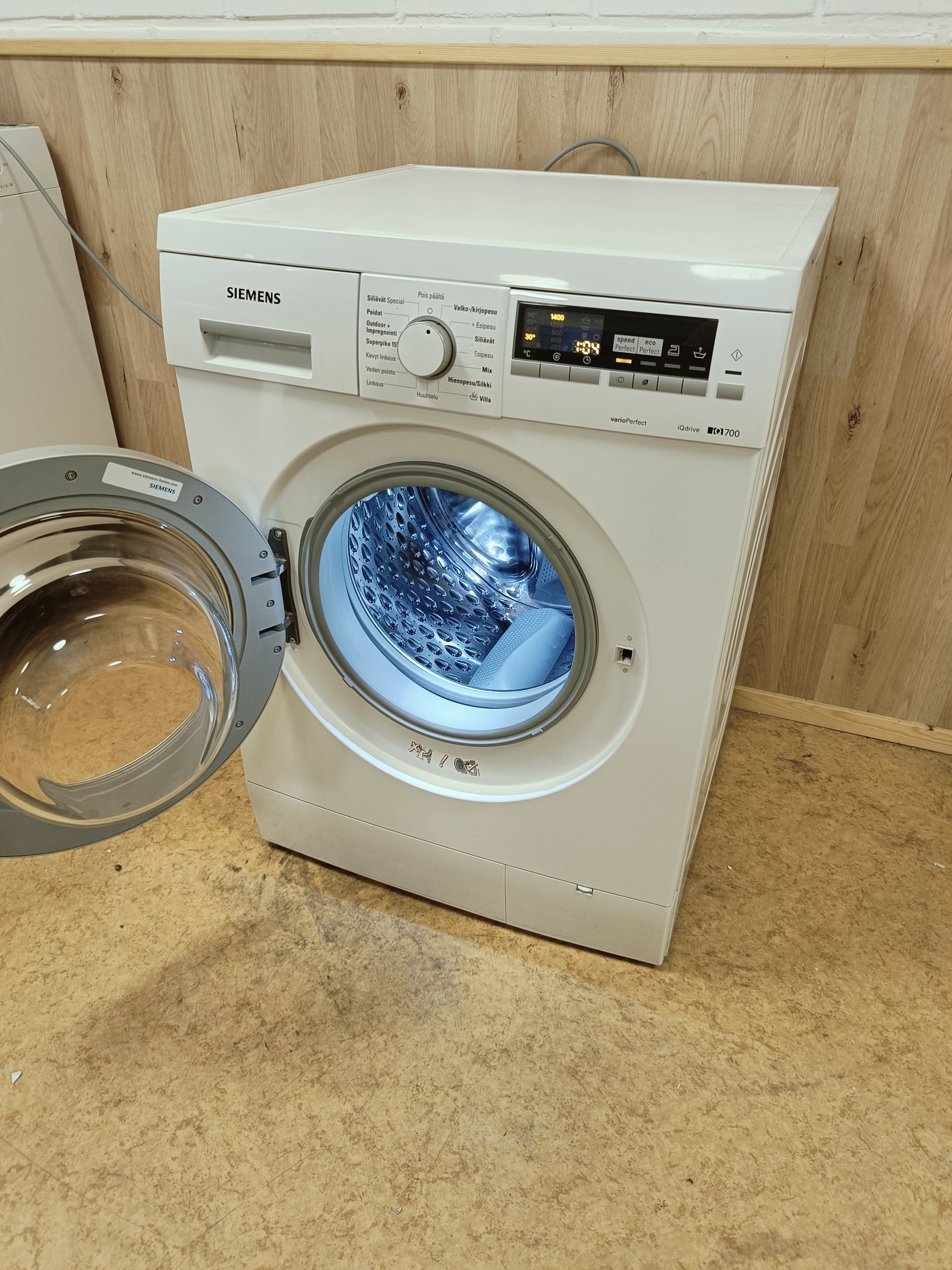 Siemens iQ700 8kg pesukone 