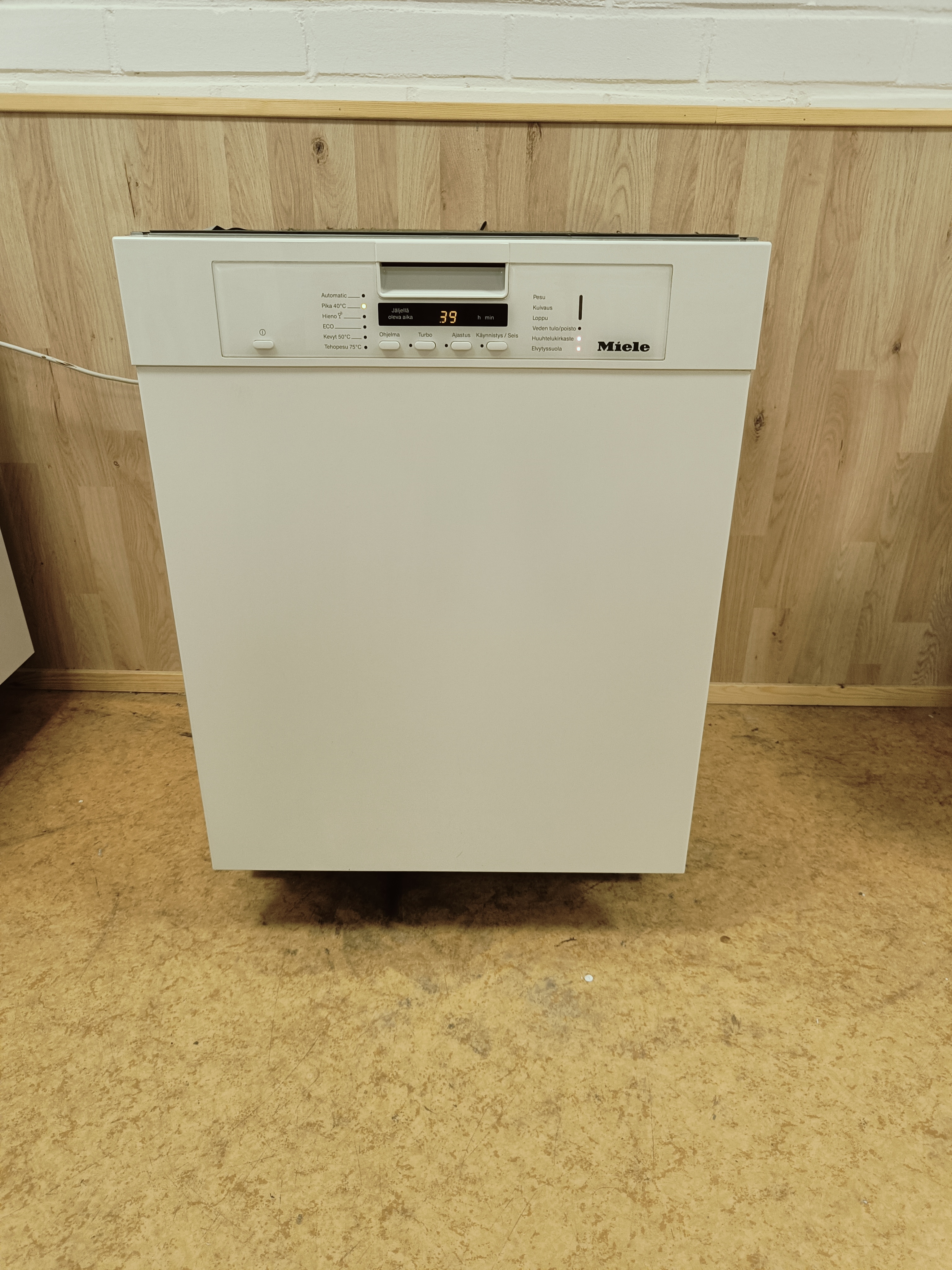 Miele 60cm/ 3tasoinen tiskikone 