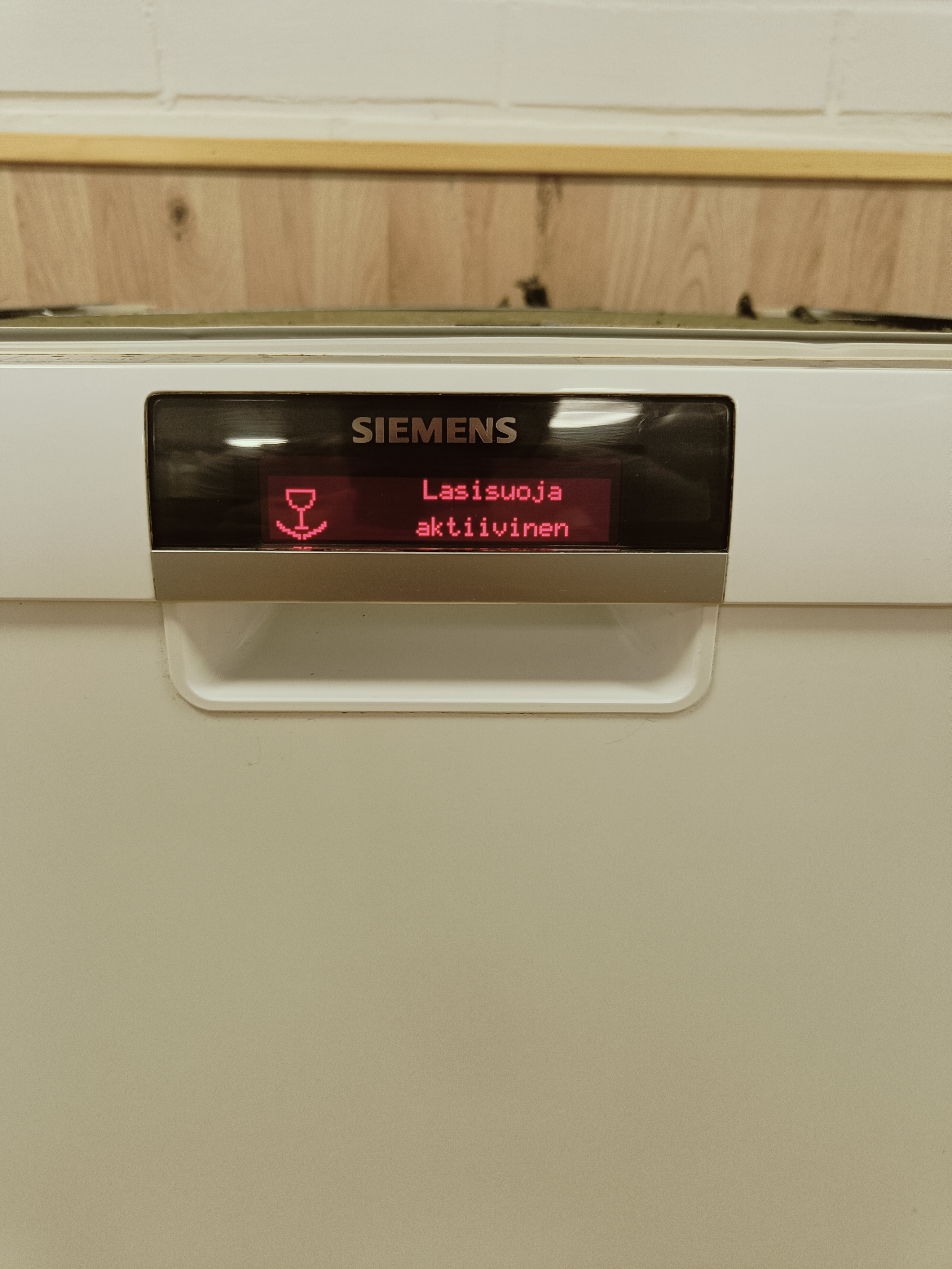 Siemens 60cm/3 tasoinen tiskikone 