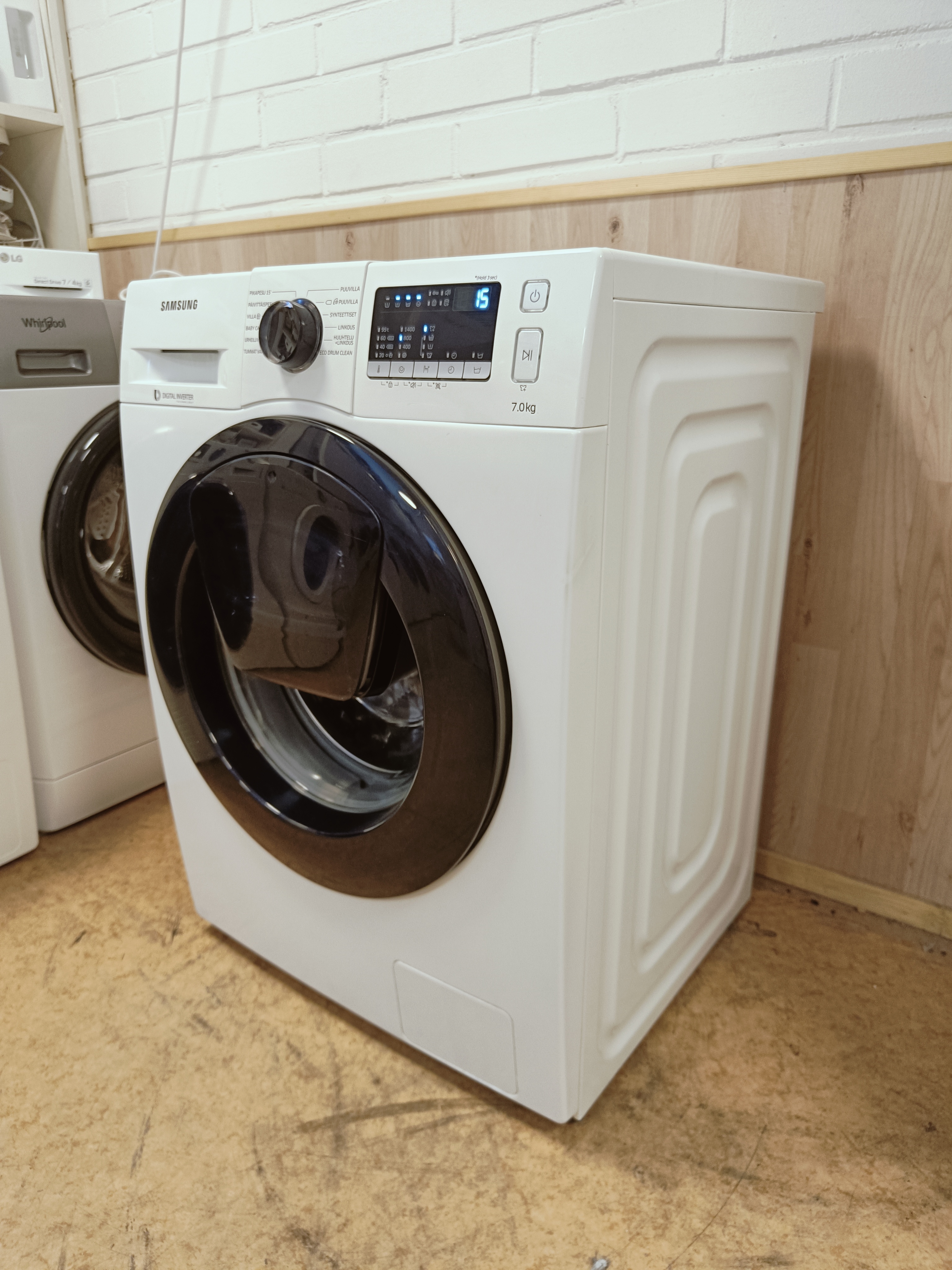 Samsung AddWash 7kg pesukone 
