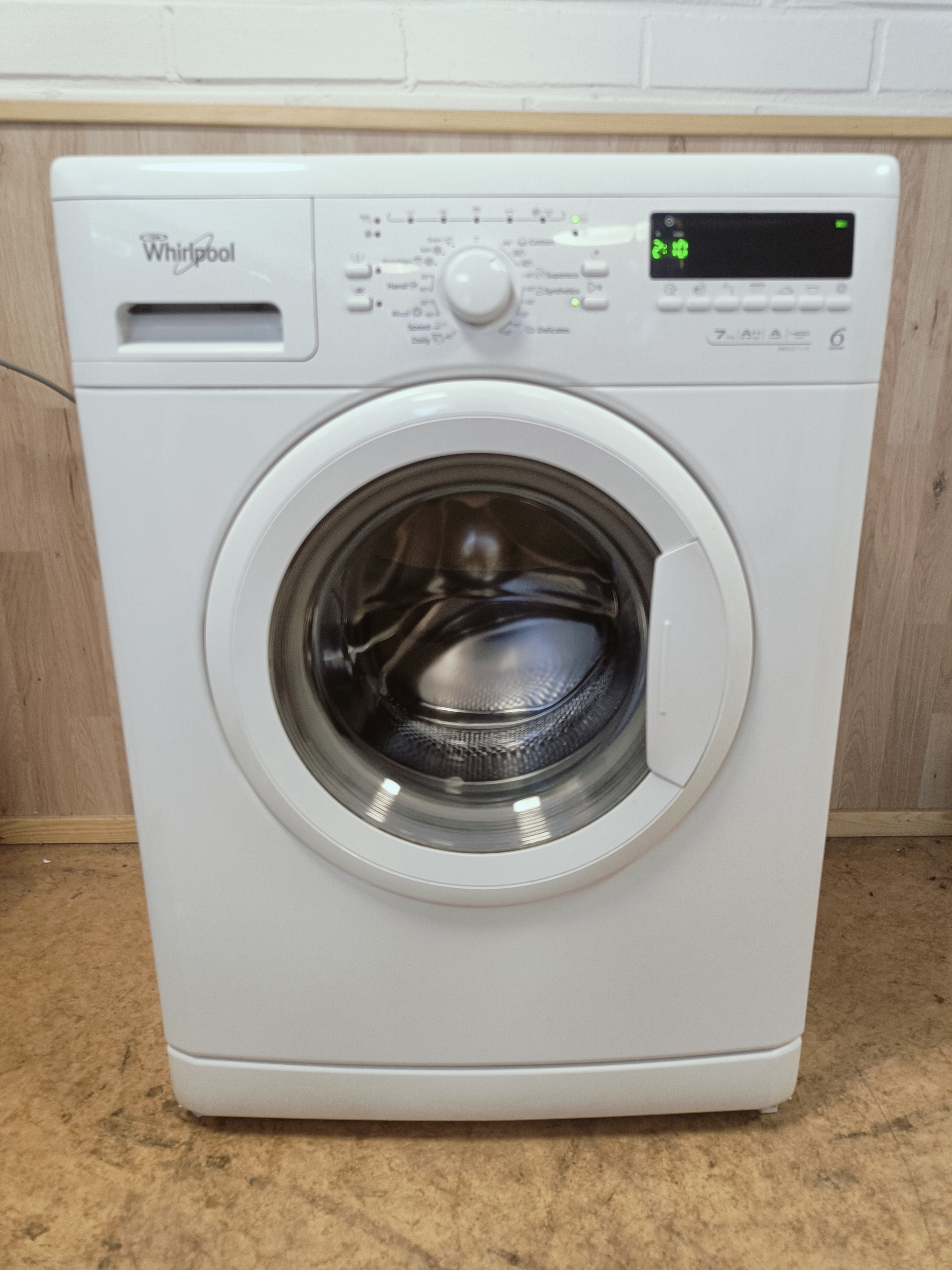 Whirlpool 7kg pesukone 