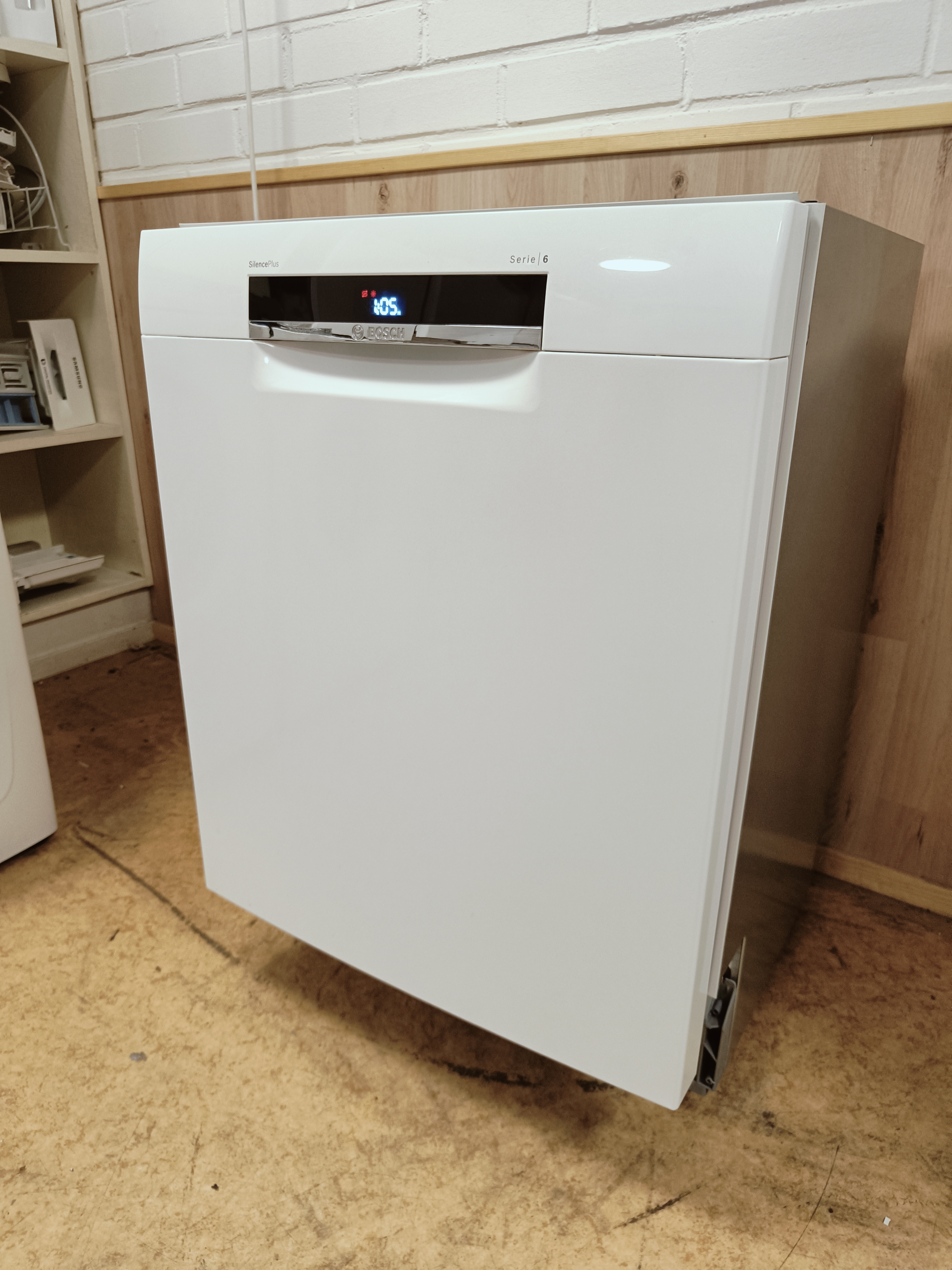 Bosch Serie6 3 tasoinen tiskikone 