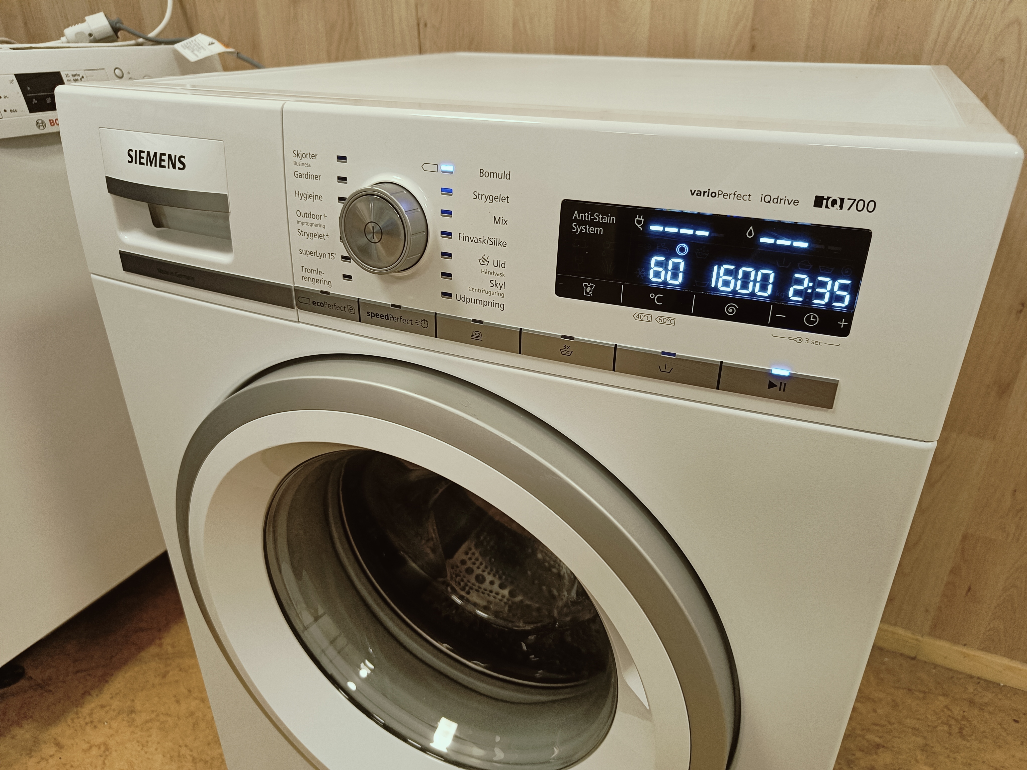 Siemens iQ700 9kg pesukone 