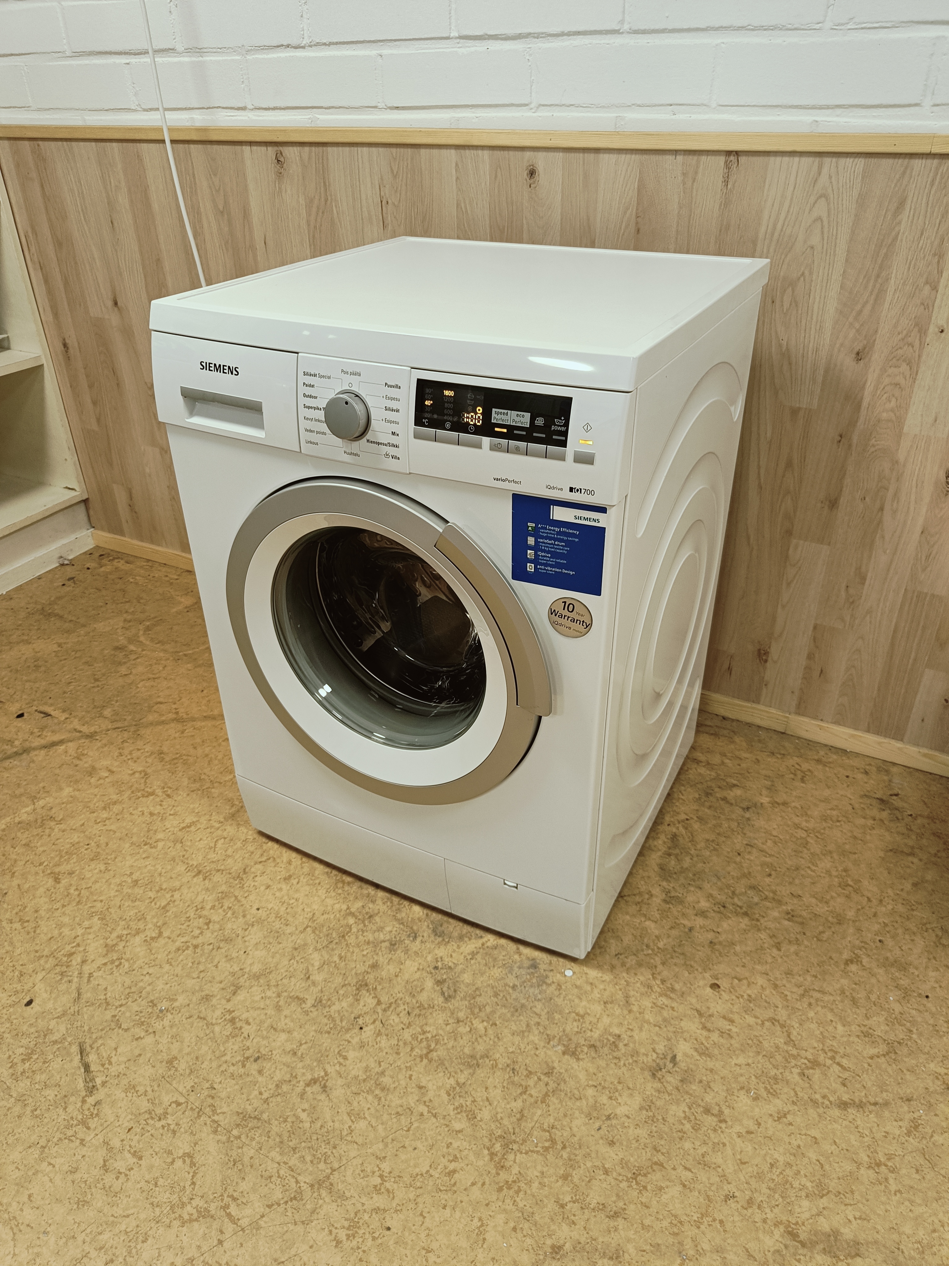 Siemens iQ700 8kg pesukone 