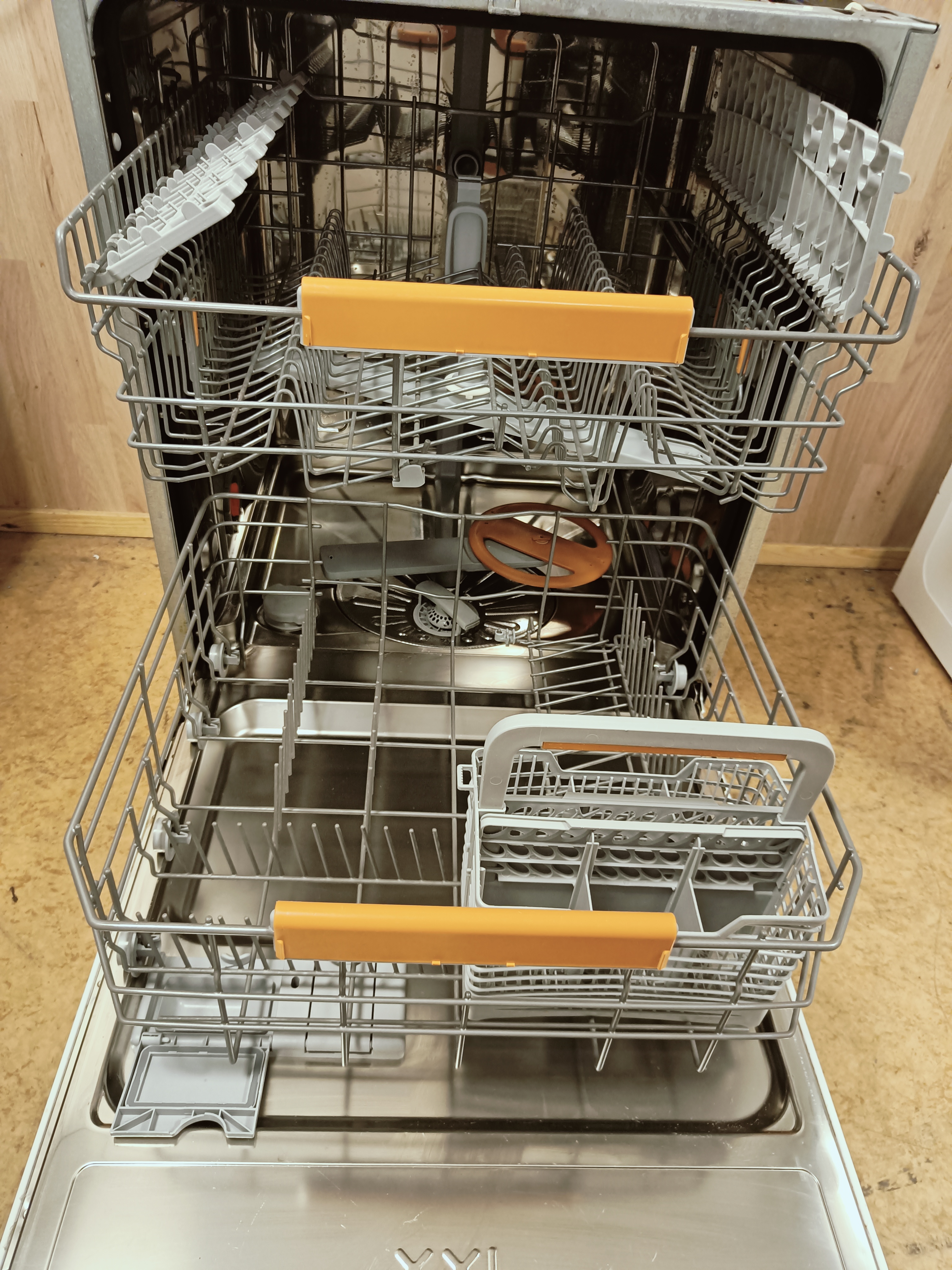 Electrolux RealLifeXXL 60cm tiskikone 