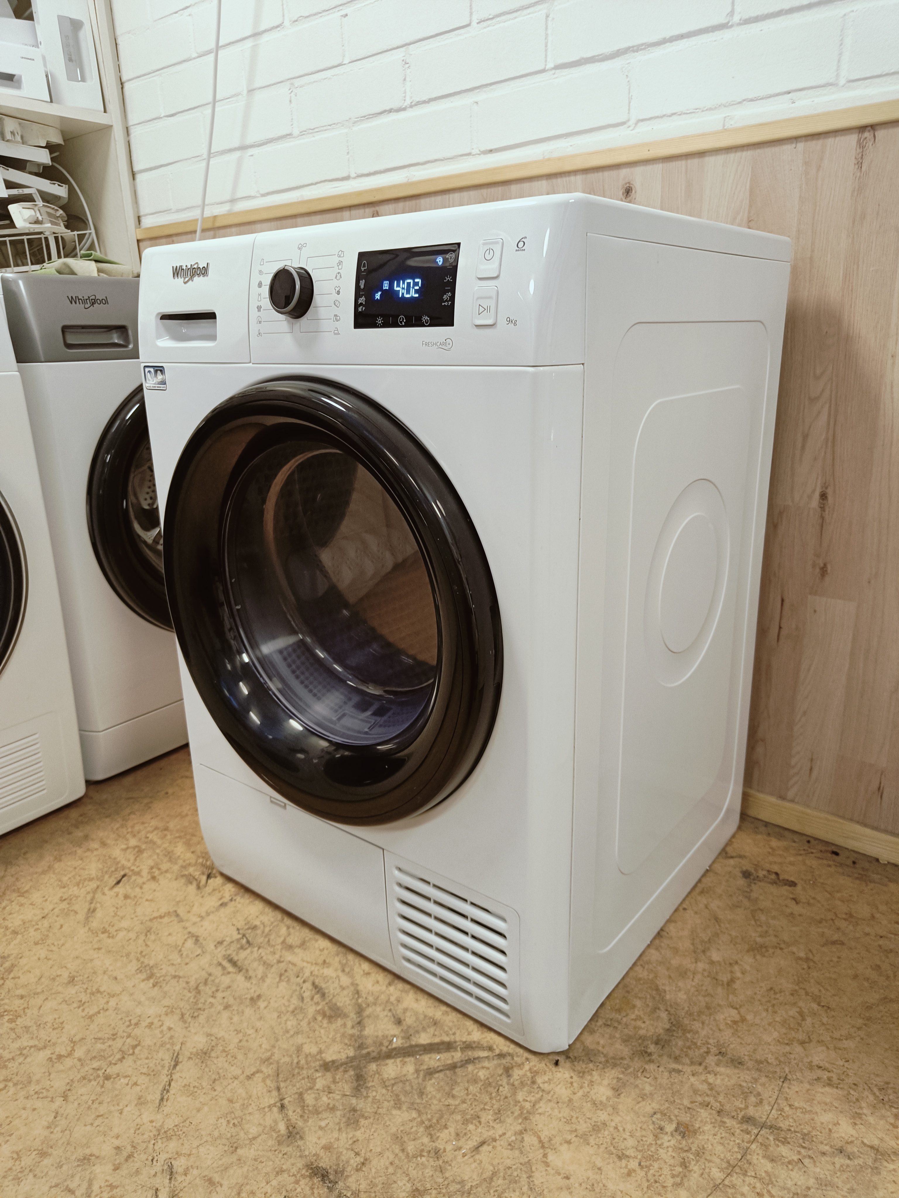 Whirlpool FreshCare+ 9kg kuivausrumpu 