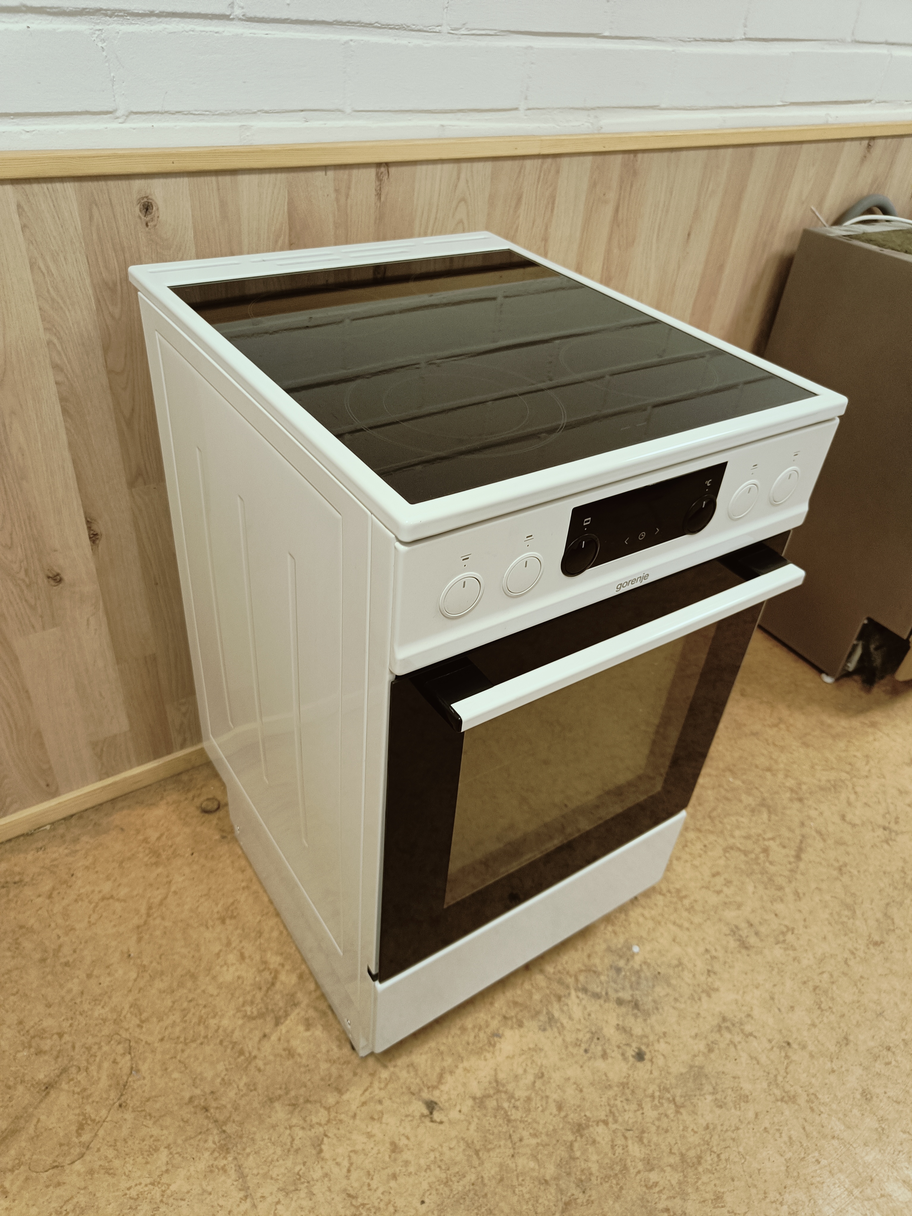 Gorenje 50cm keraaminen liesi