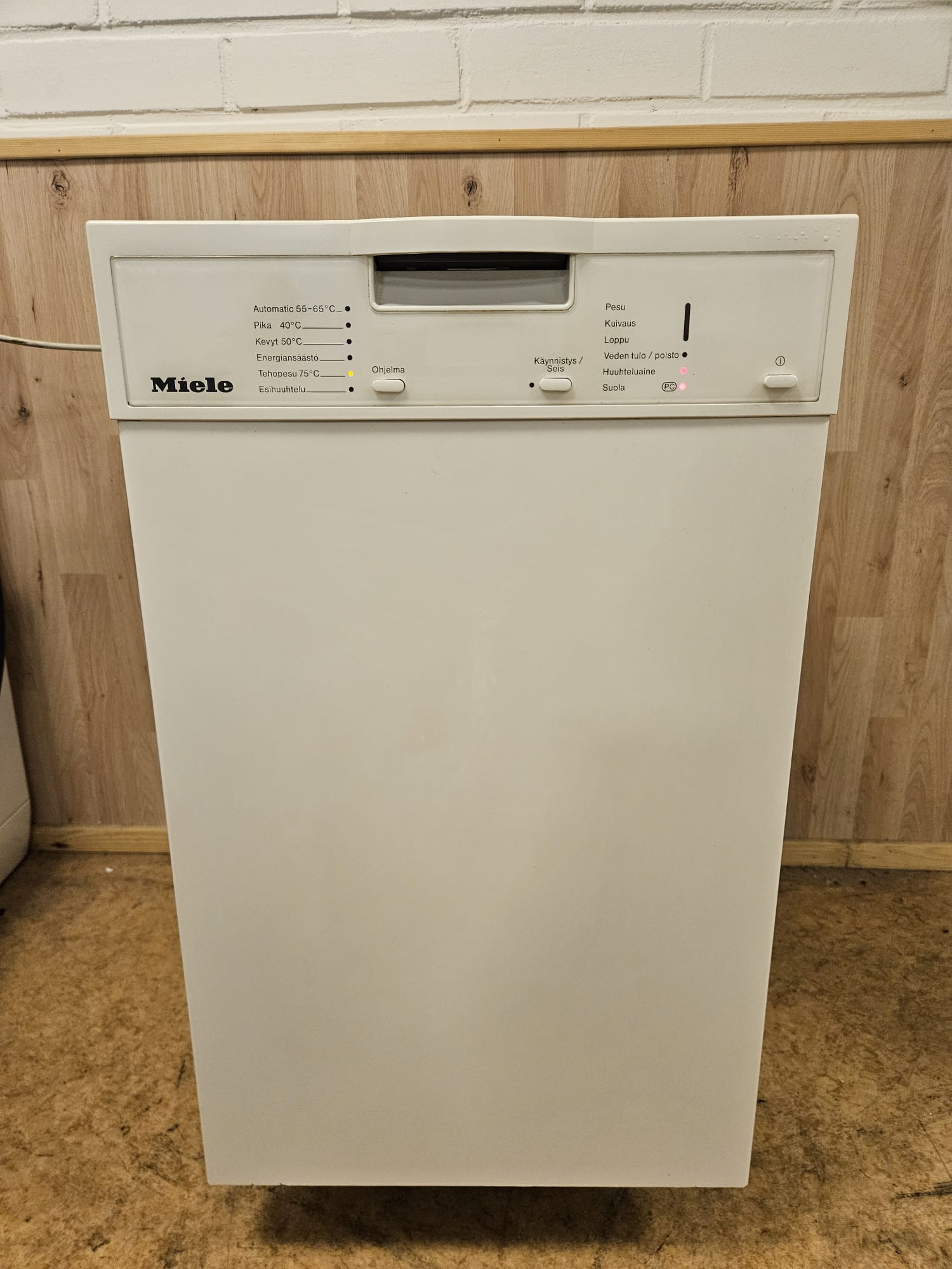 Miele 45cm/3tasoinen tiskikone 
