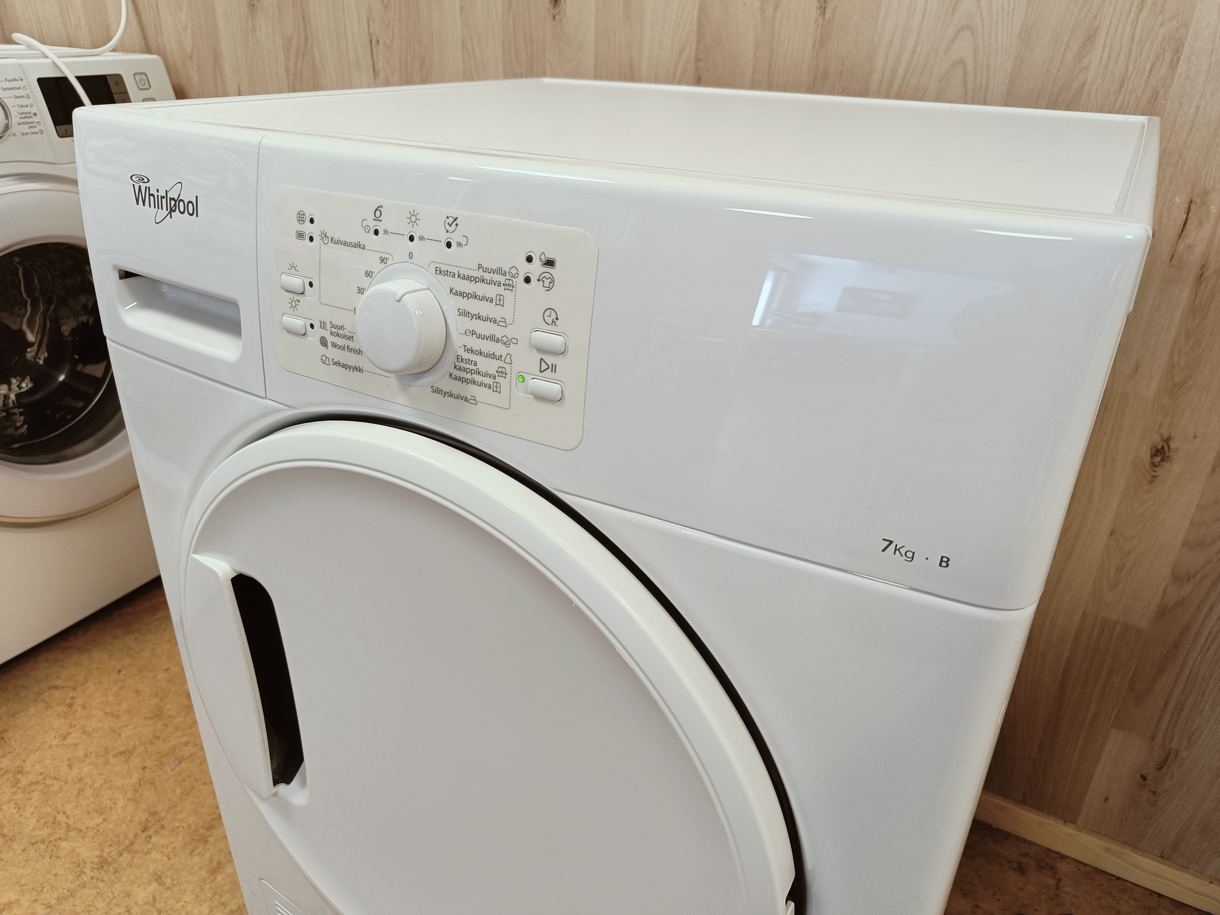 Whirlpool 7kg kuivausrumpu 