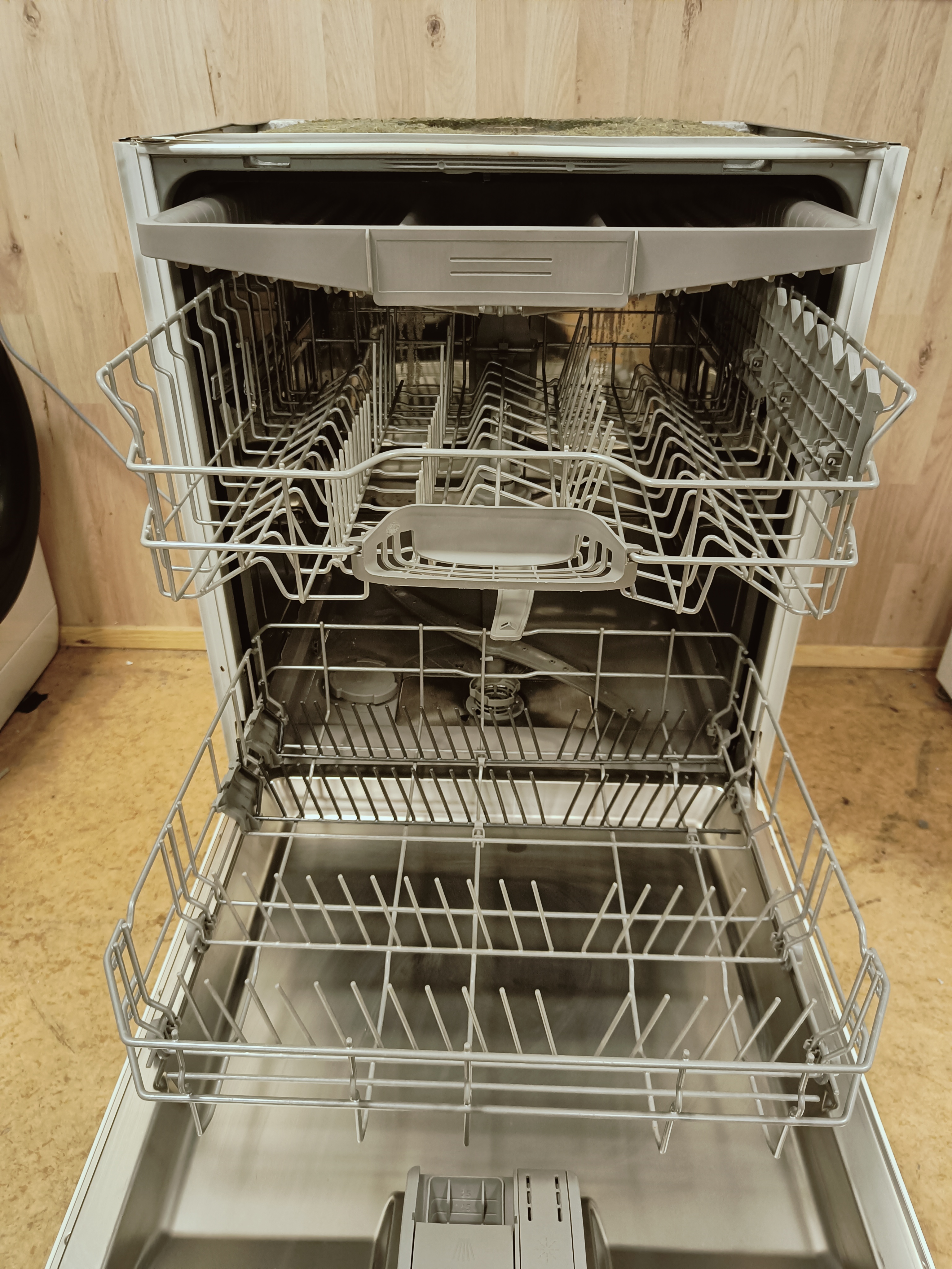 Siemens IQ500 60cm/3tasoinen tiskikone 