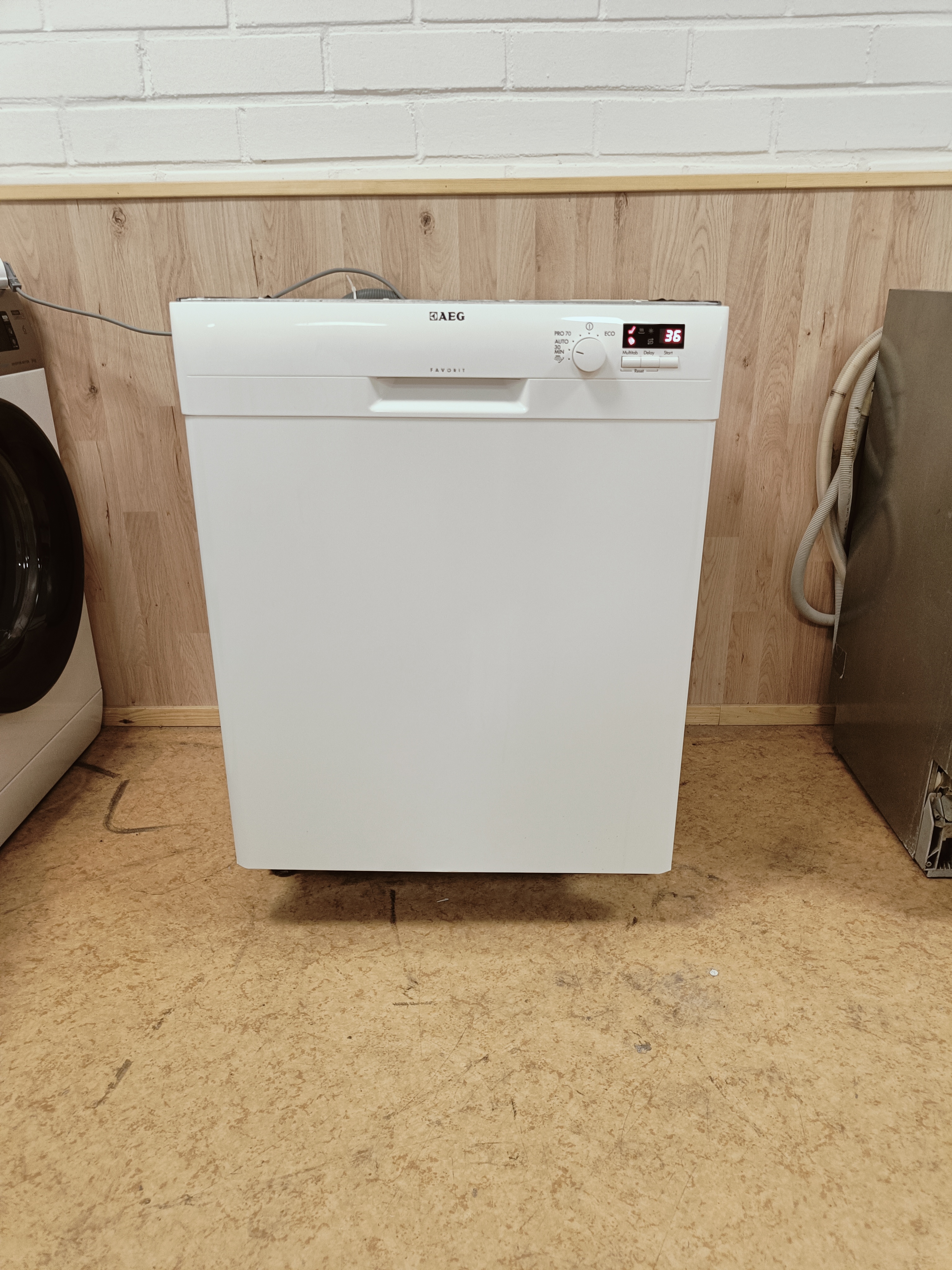 AEG Favorit 60cm tiskikone 