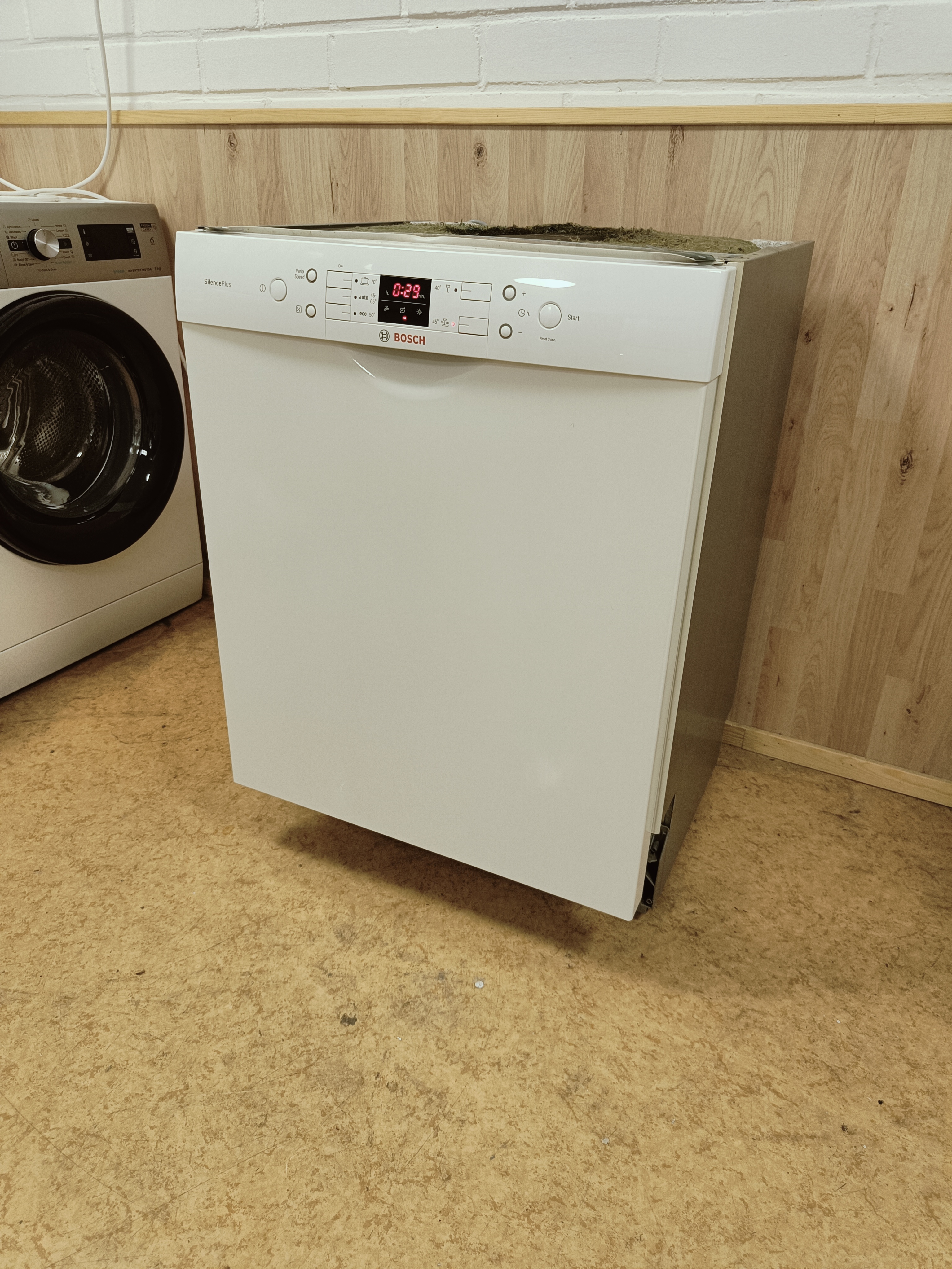 Bosch 60cm/3 tasoinen tiskikone