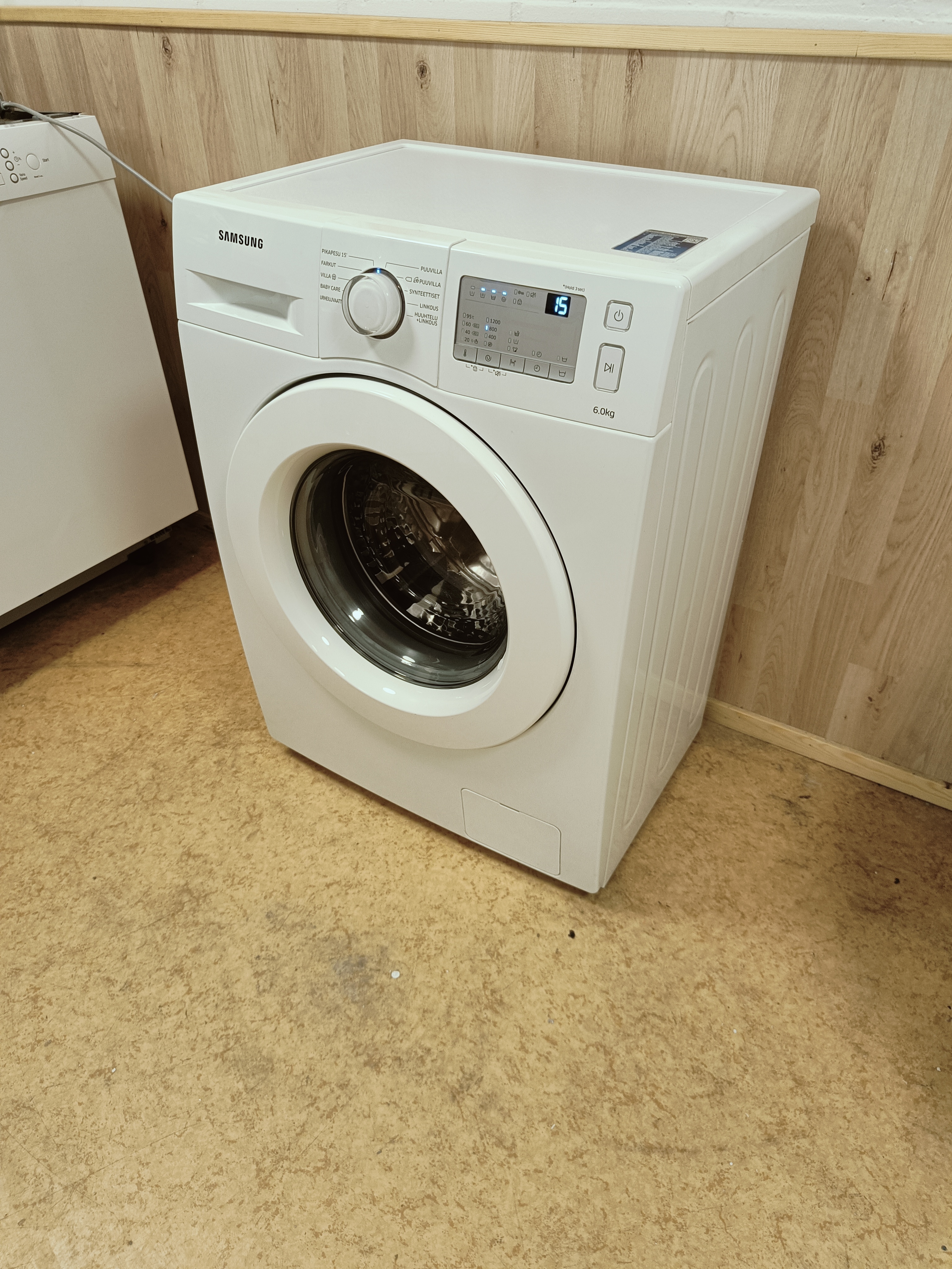 Kapea Samsung 6kg pesukone