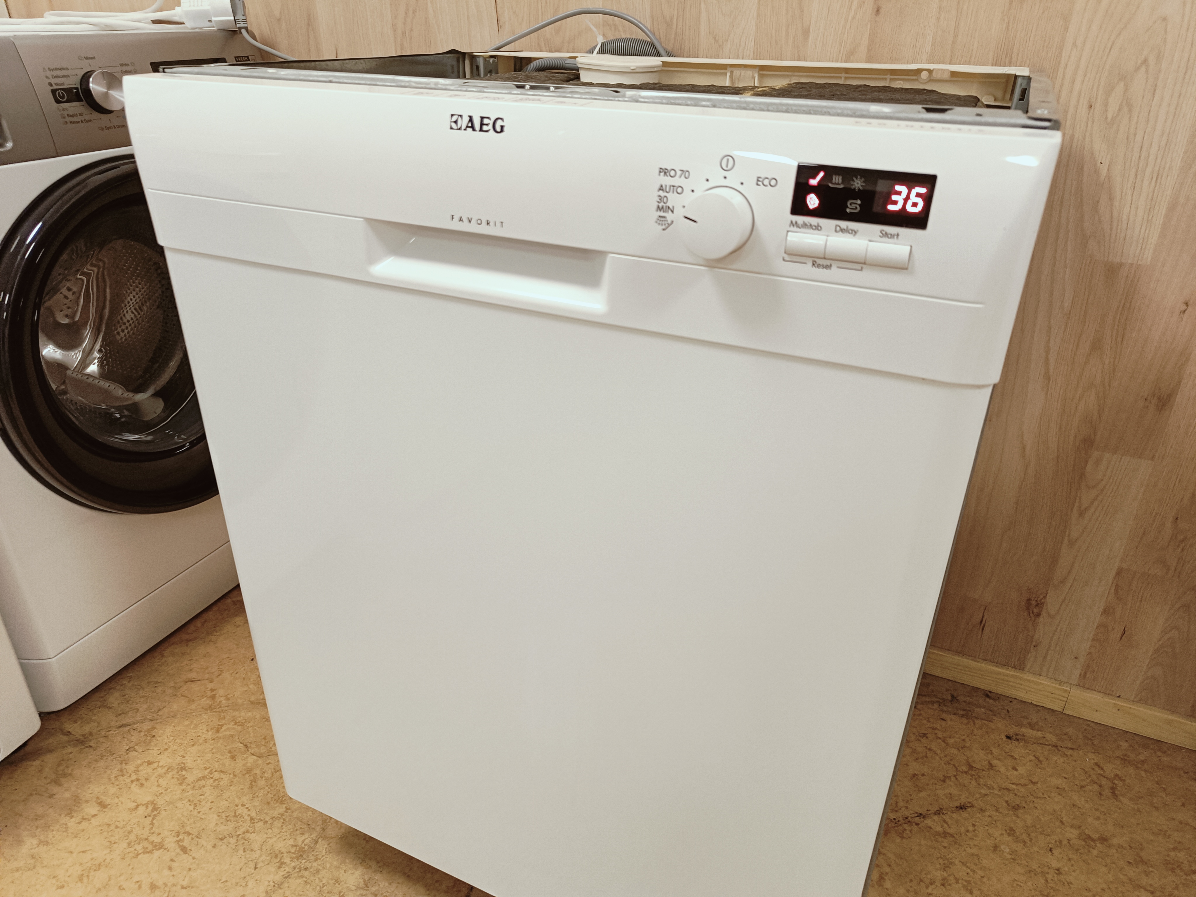 AEG Favorit 60cm tiskikone 