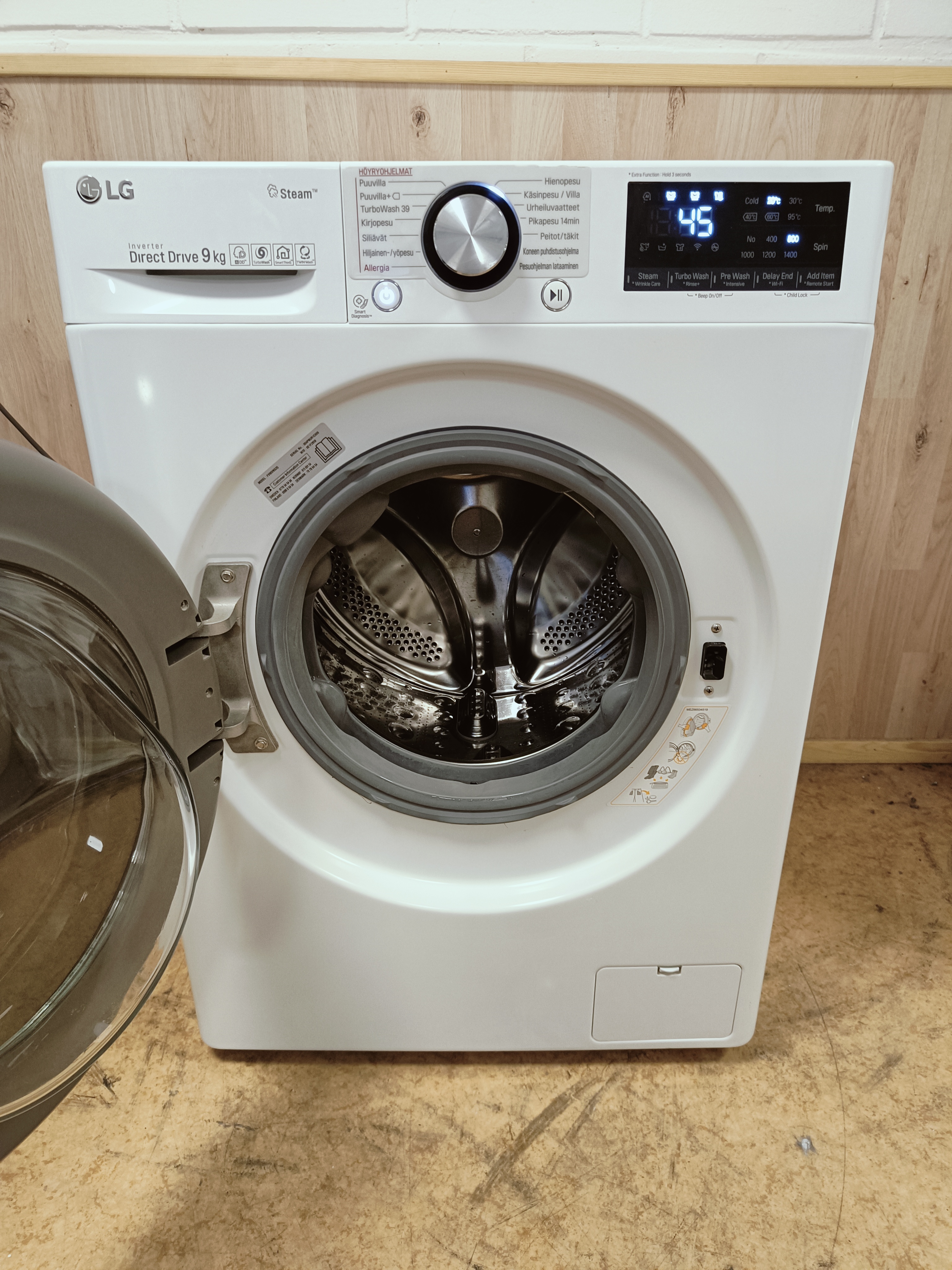LG Steam DirectDrive 9kg pesukone 