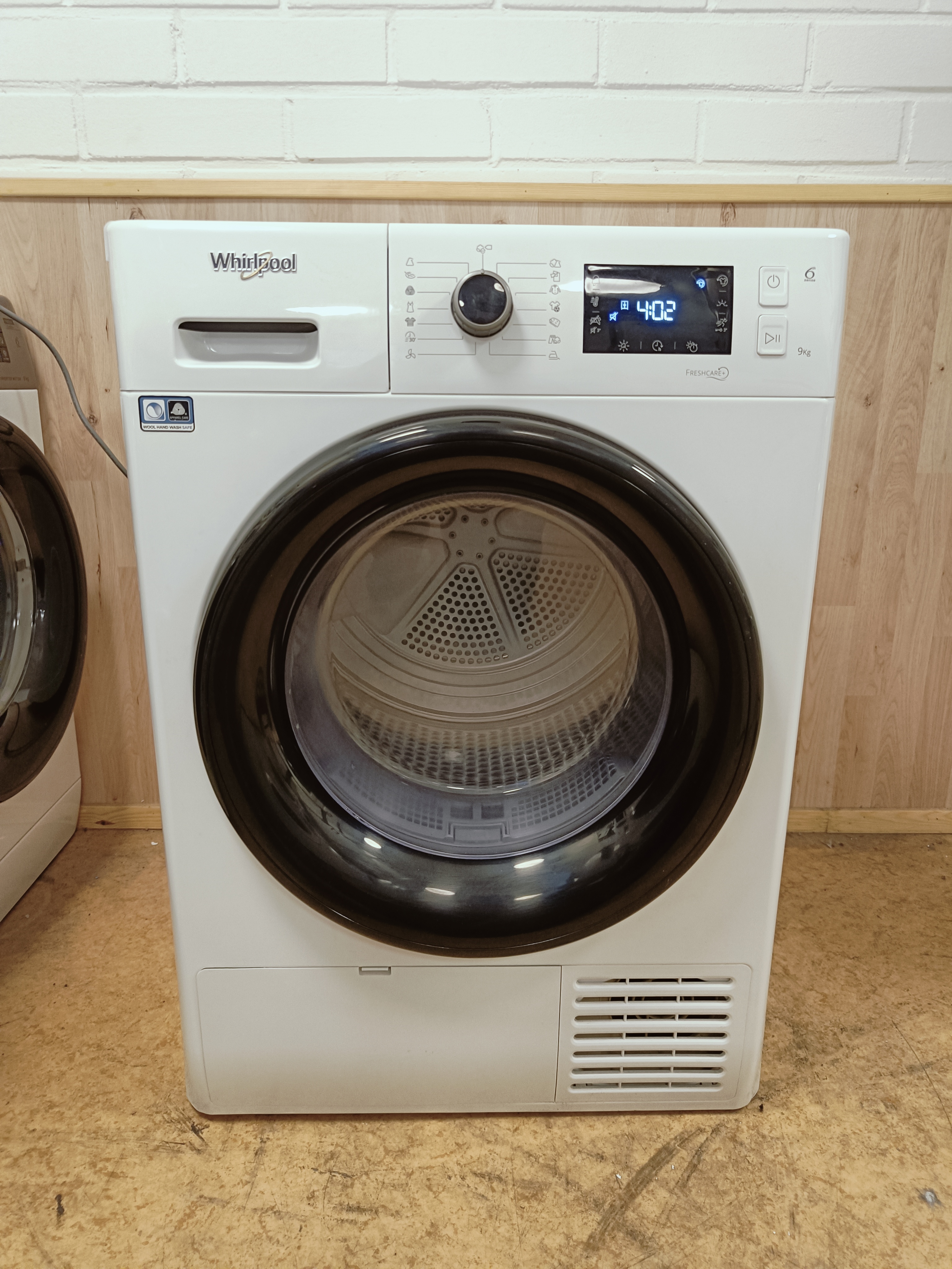 Whirlpool FreshCare+ 9kg kuivausrumpu 