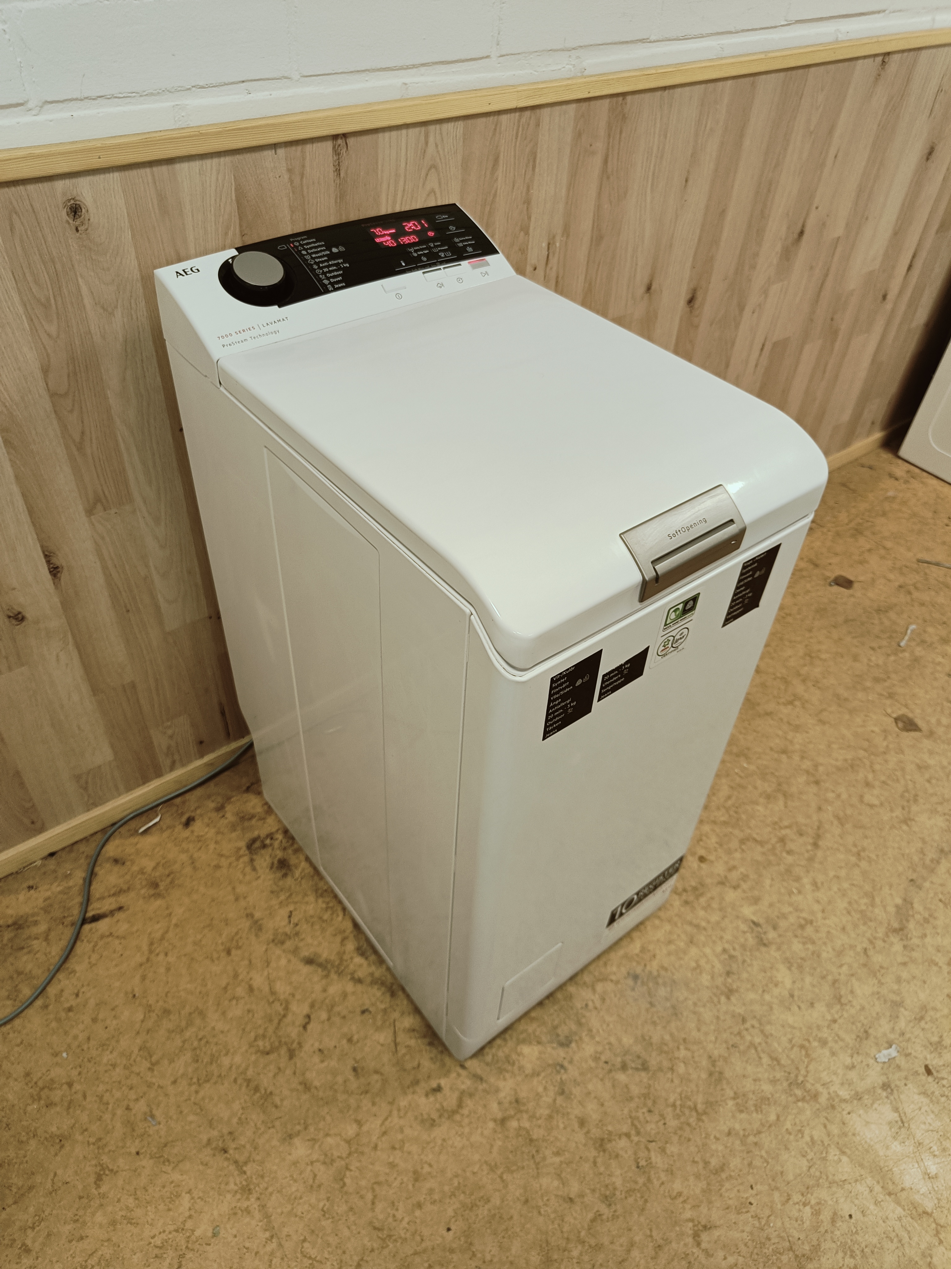 AEG 7kg pesukone 