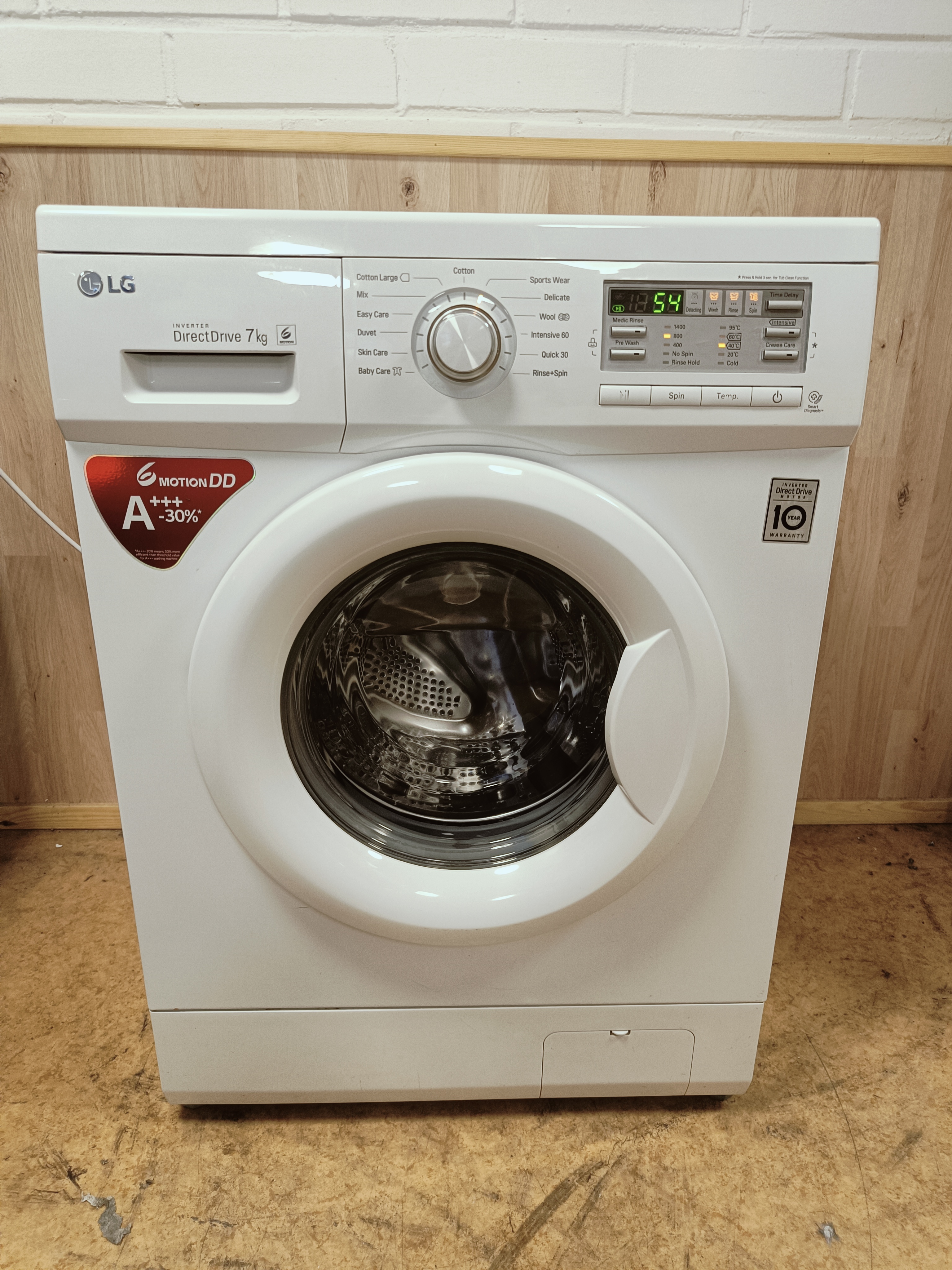 LG DirectDrive 7kg pesukone 