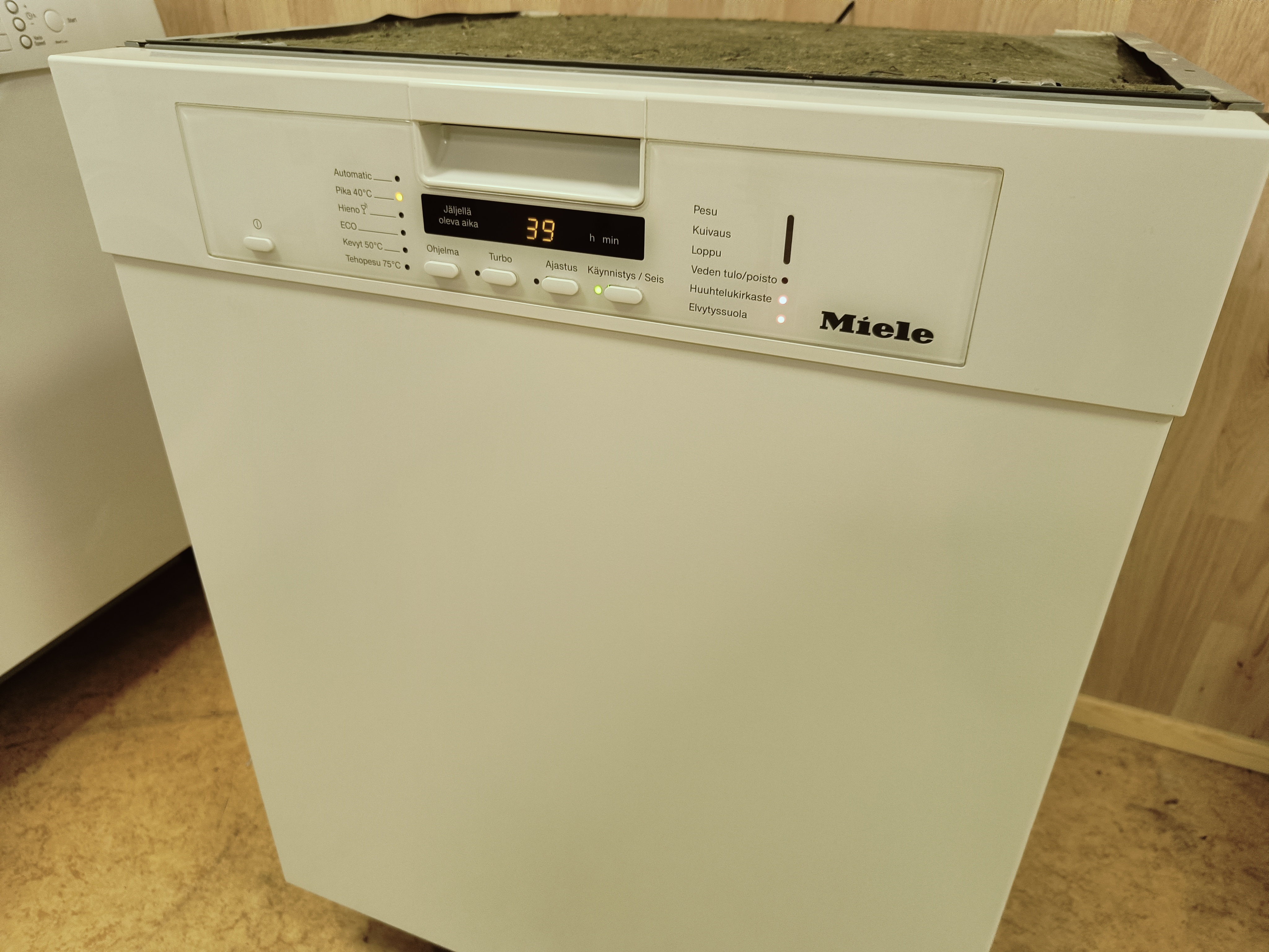 Miele 60cm/ 3tasoinen tiskikone 