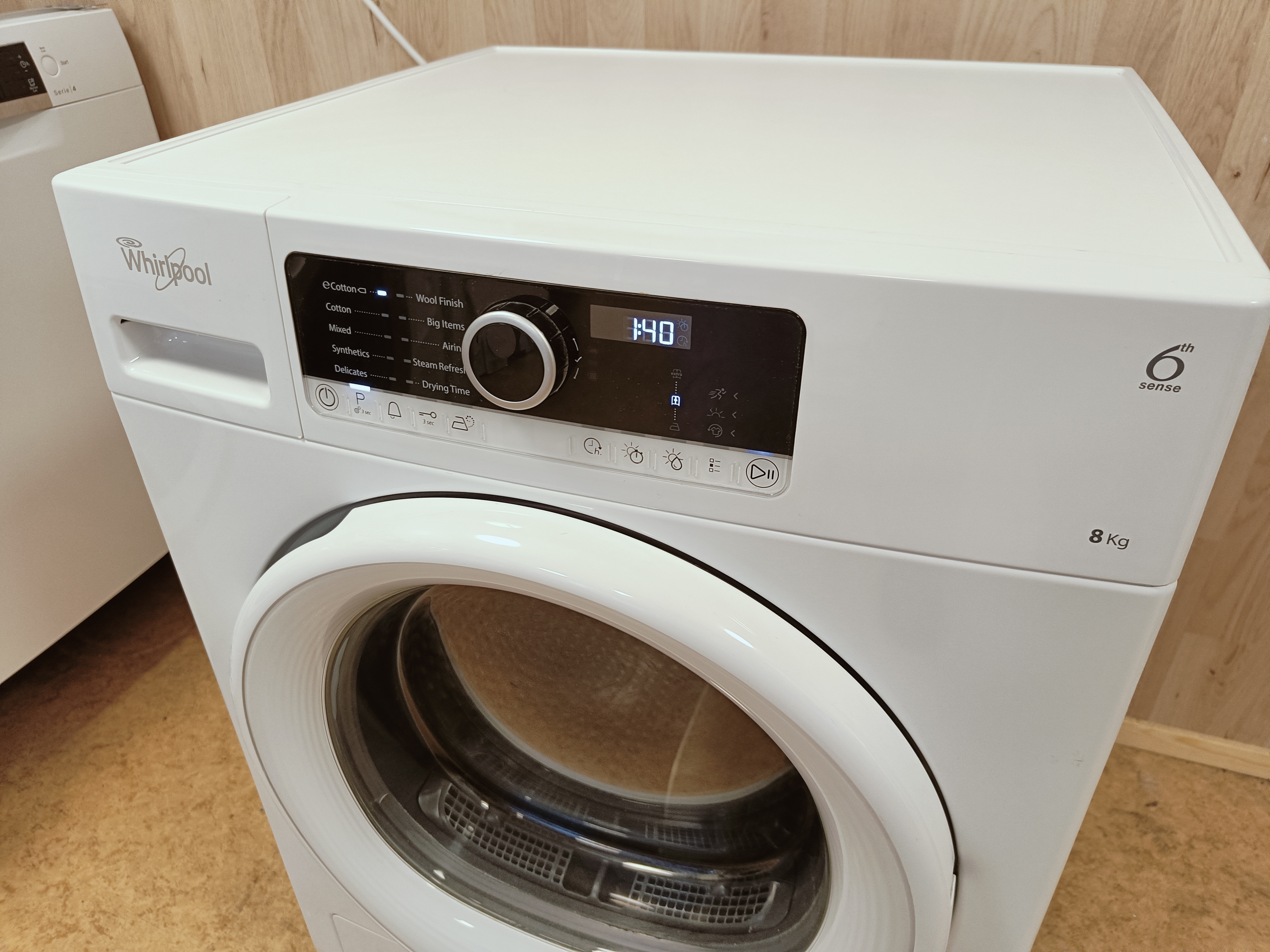 Whirlpool 8kg kuivausrumpu 