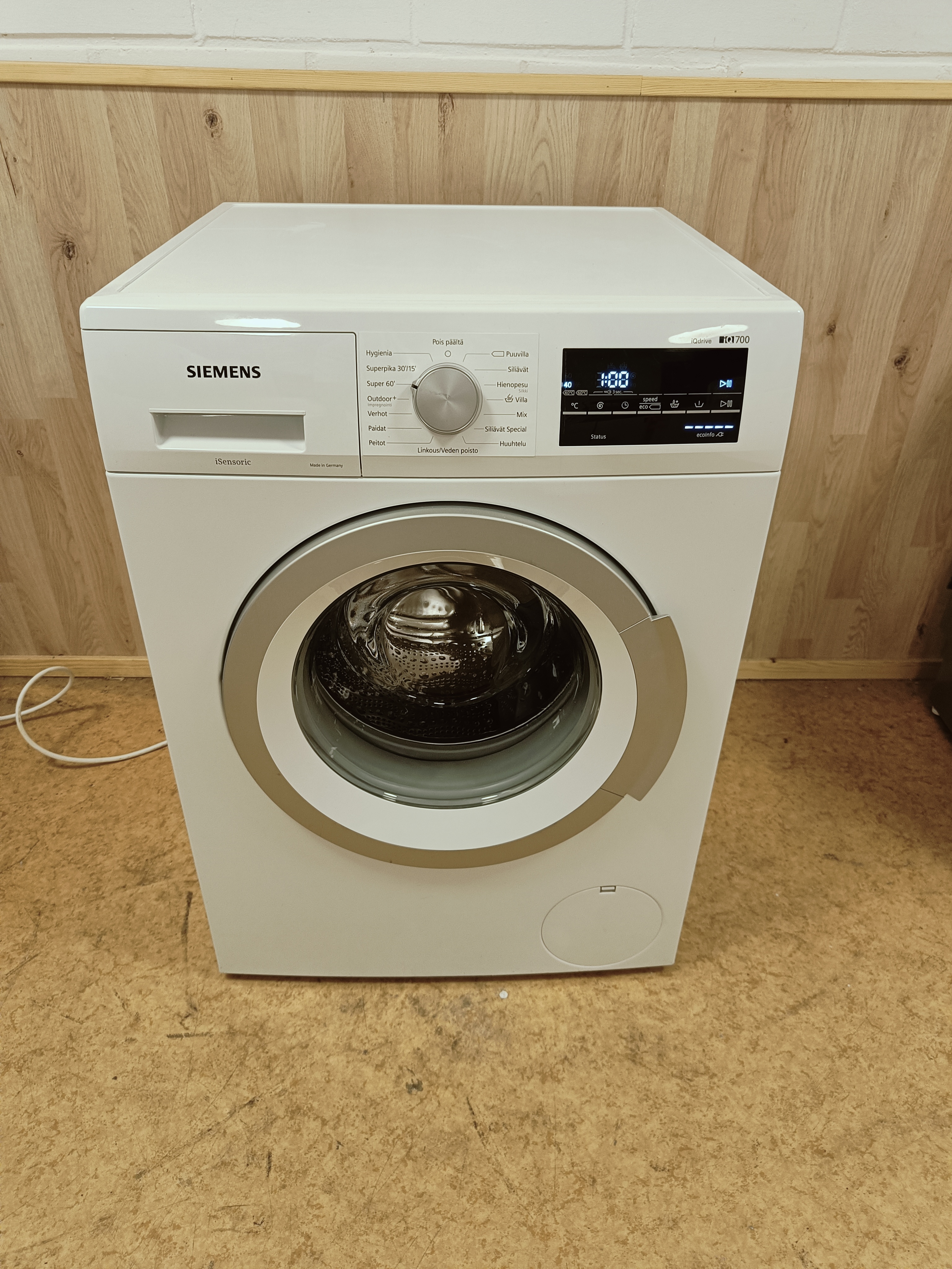 Siemens iQ700 8kg pesukone