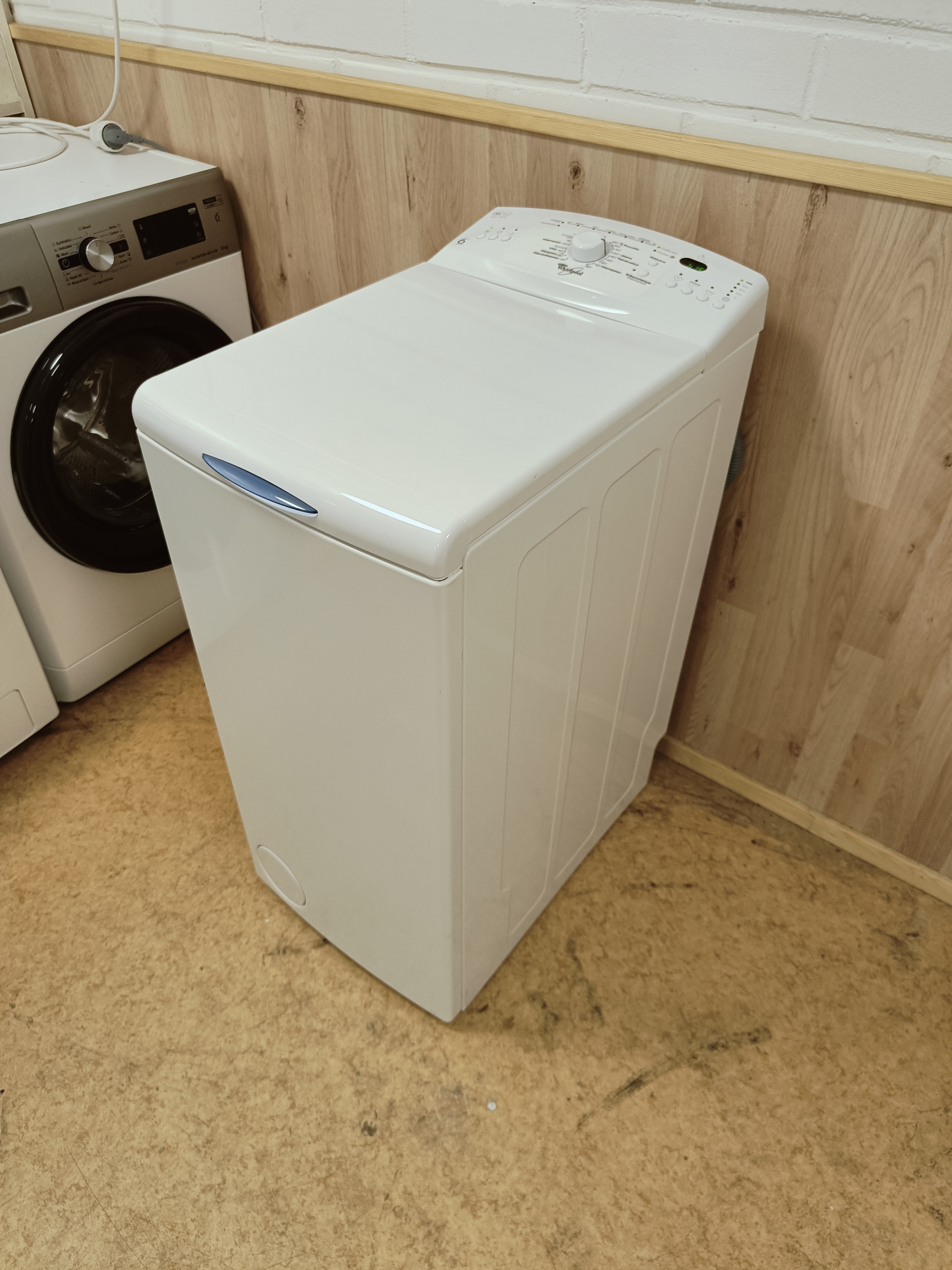Whirlpool 5kg pesukone 