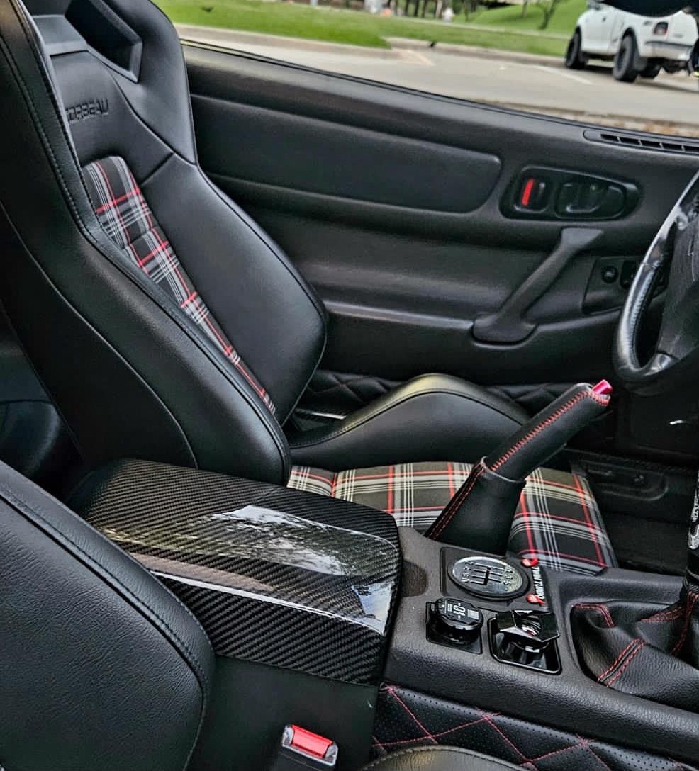 1991-99 ALL GEN 3000gt/Stealth - Armrest cover.