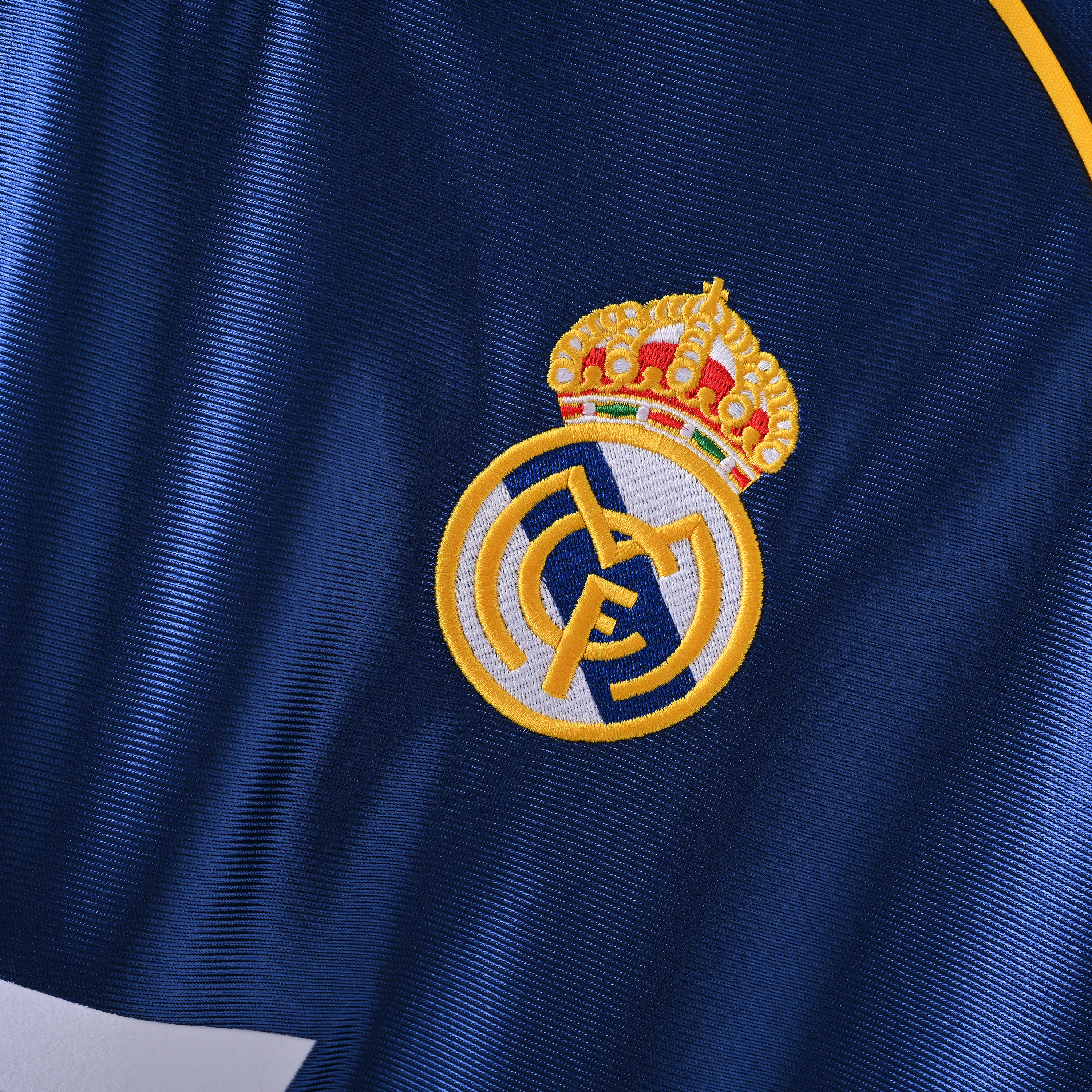Camiseta Retro - Real Madrid 98/00