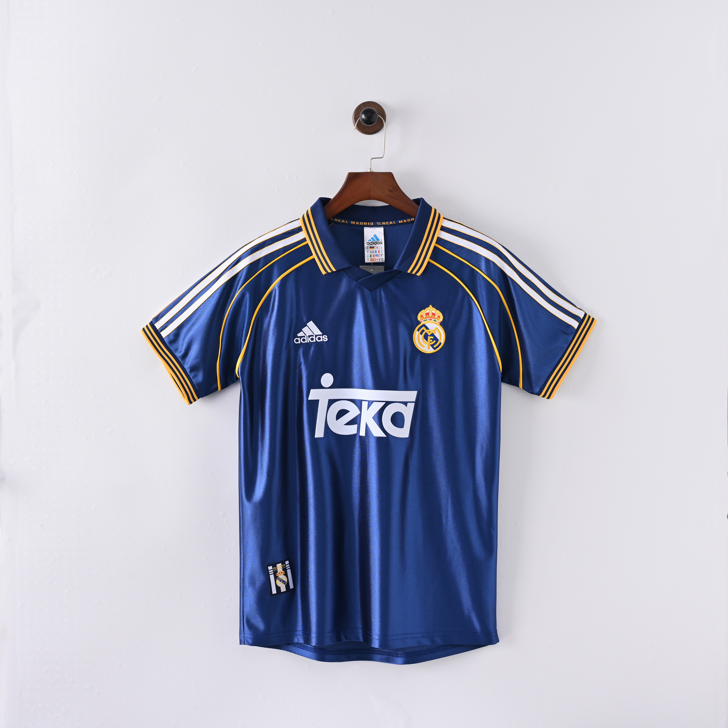 Camiseta Retro - Real Madrid 98/00