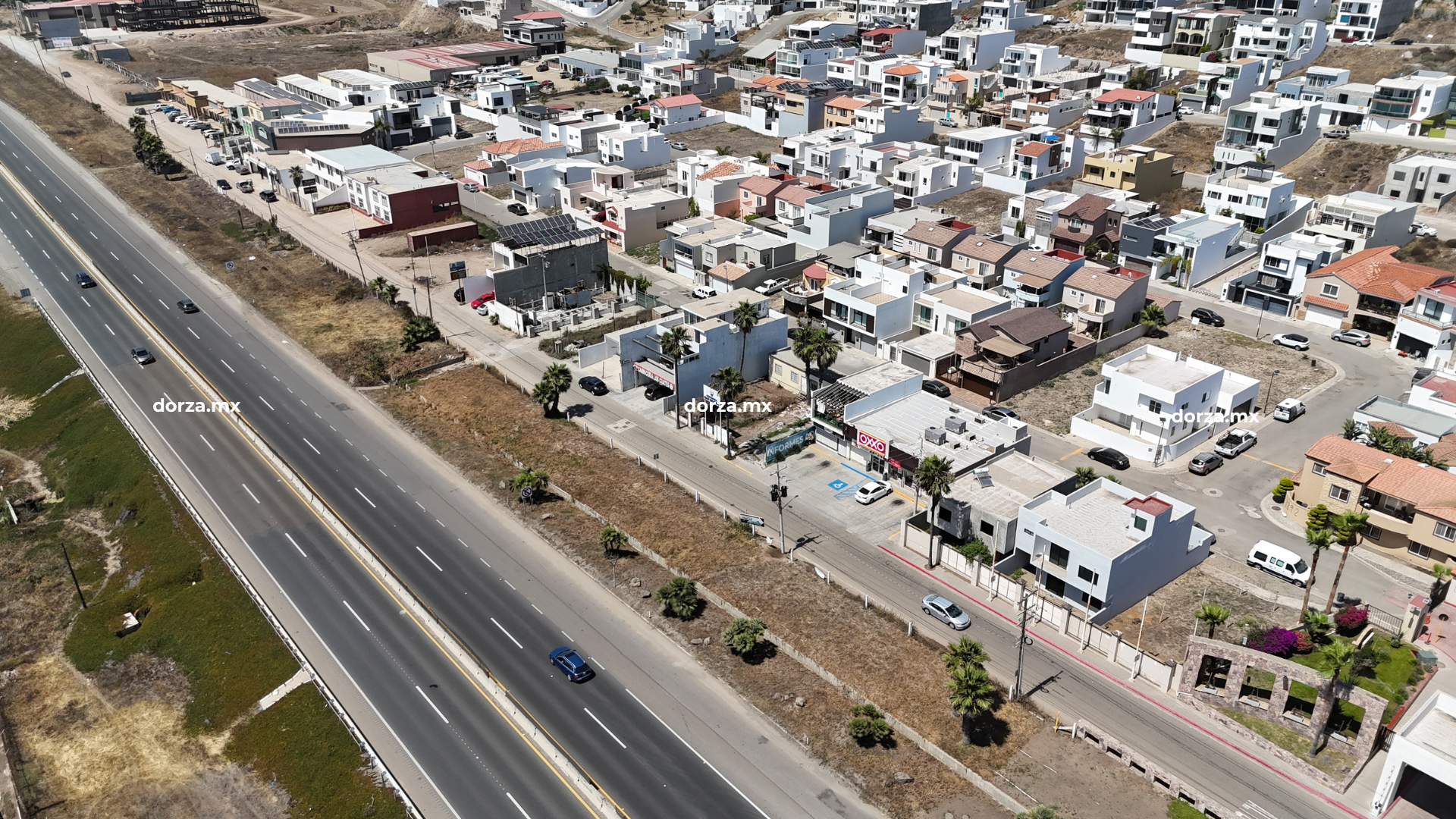 Lote comercial 190 M2 en San Marino 