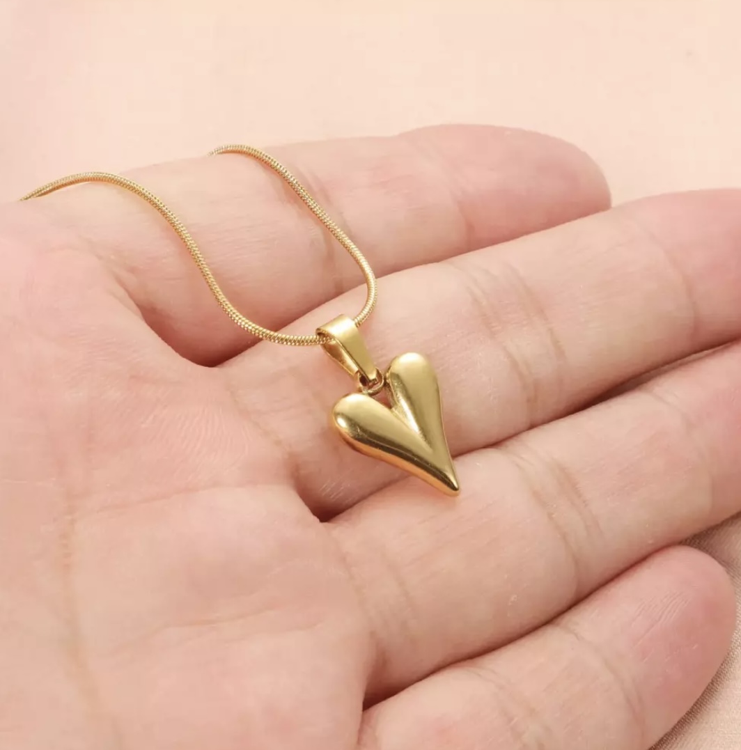 COLLAR HEART CHUNKY GOLD