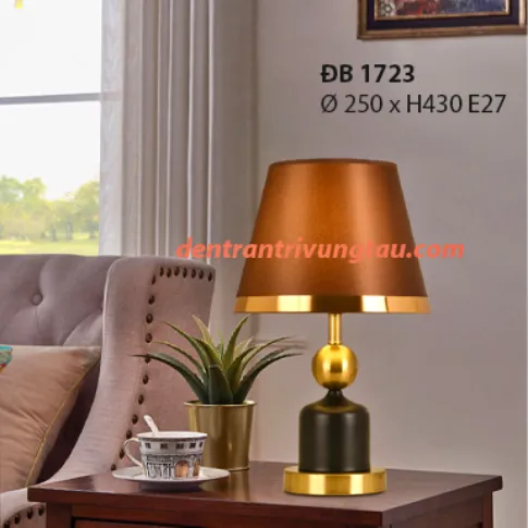 Đèn bàn nón trang trí hiện đại