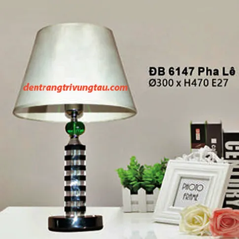 Đèn bàn pha lê ĐB 6147