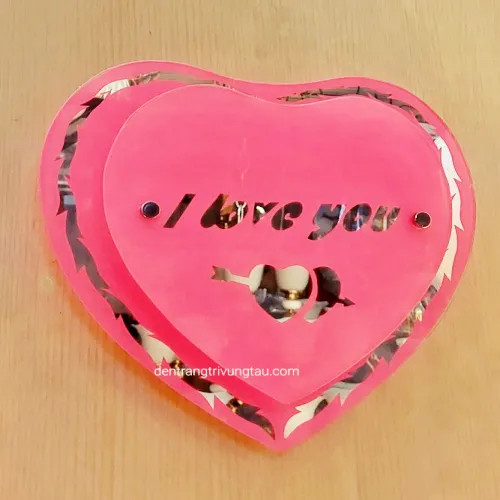 Đèn Vách Hình Trái Tim Màu Hồng I Love You